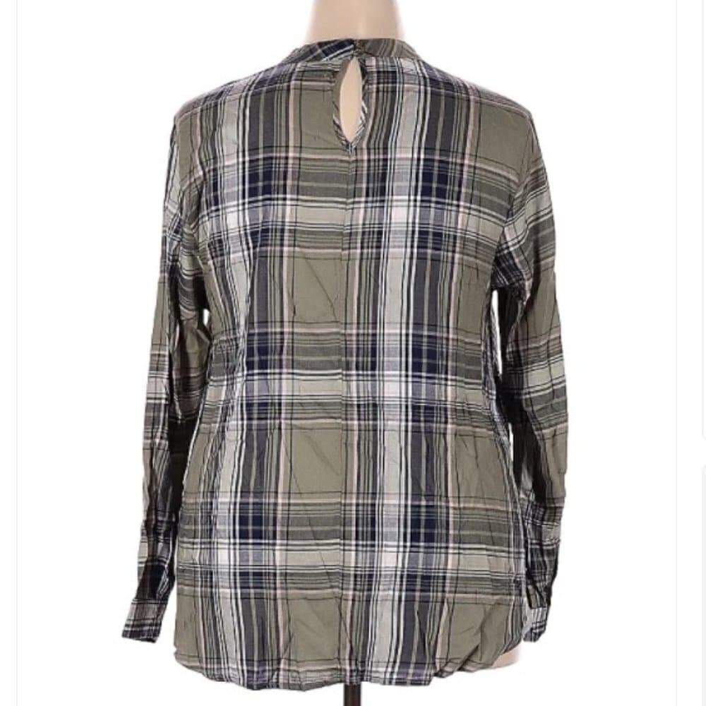 NO Comment Long Sleeve Plaid Blouse Size 2X - Thumbnail 2