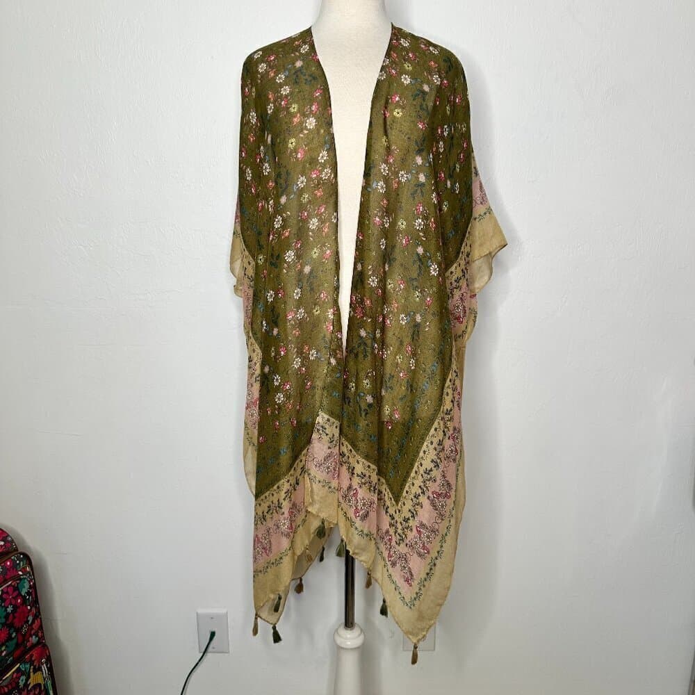 Angie Green Floral Lightweight Open Tassel Cape Cardigan Wrap One Size - Thumbnail 3