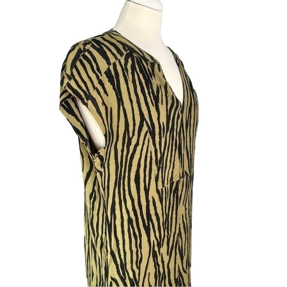 THML Size S Bom Bom Zebra Print Shift Dress Animal Date Night Party Summer - Thumbnail 4