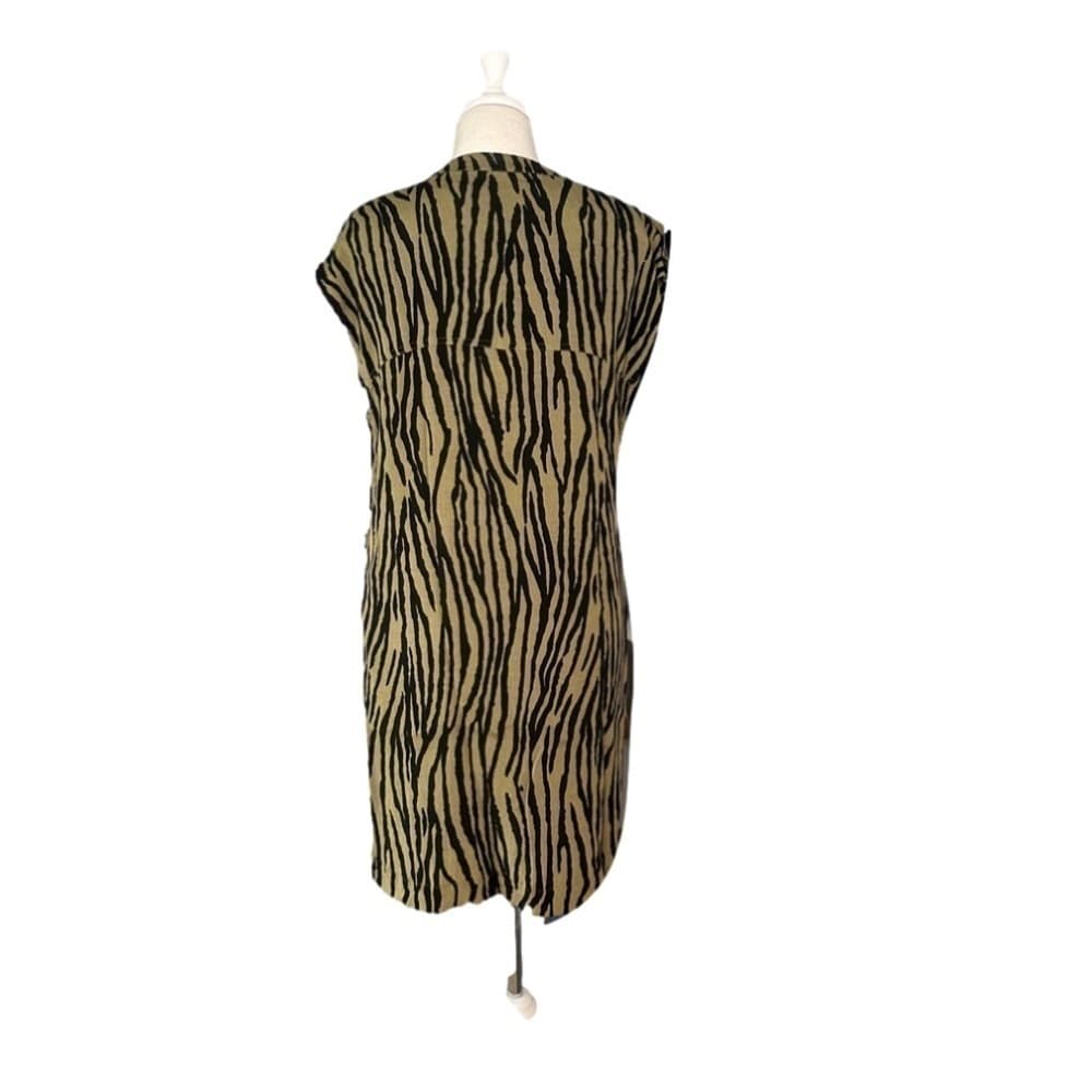 THML Size S Bom Bom Zebra Print Shift Dress Animal Date Night Party Summer - Thumbnail 3