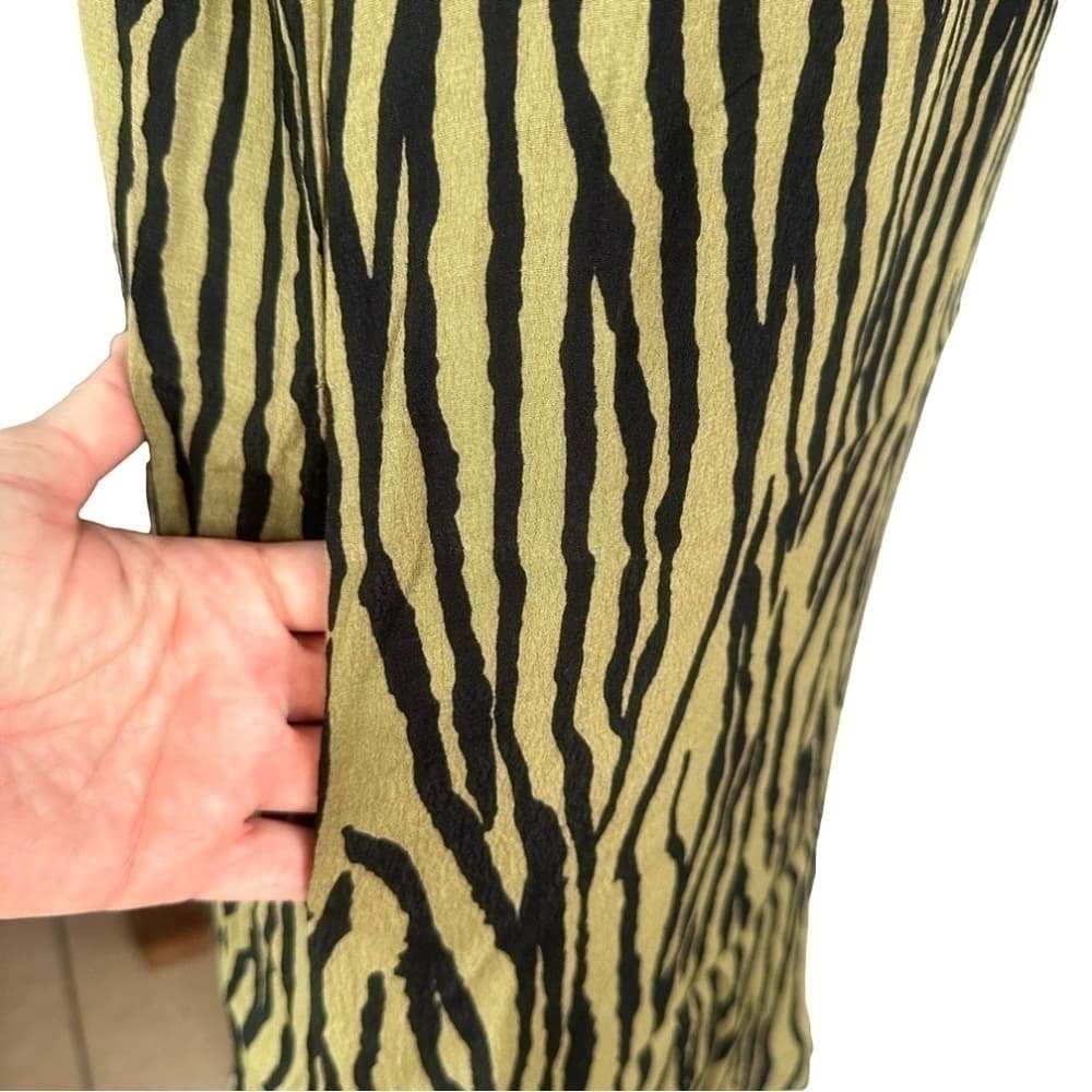 THML Size S Bom Bom Zebra Print Shift Dress Animal Date Night Party Summer - Thumbnail 5