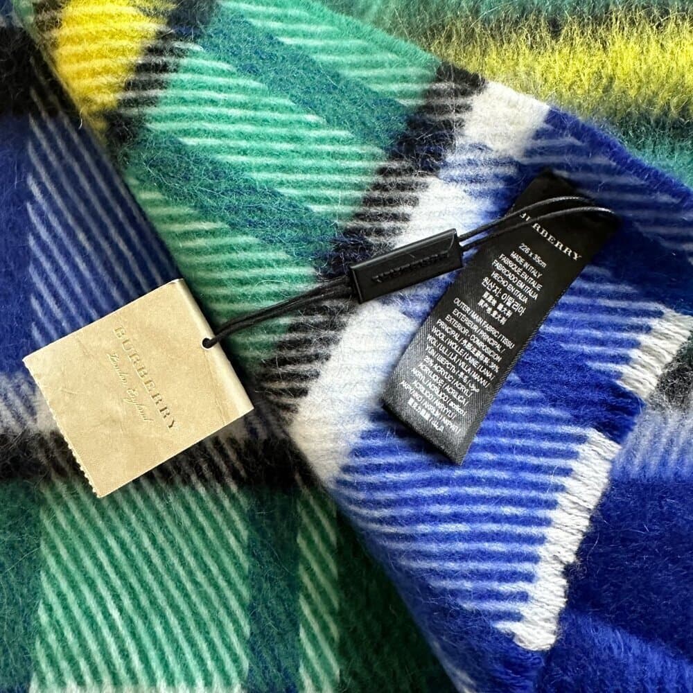 BURBERRY Long Check Wool Mohair Blend Scarf In Plaid 226x35 NEW - Thumbnail 5