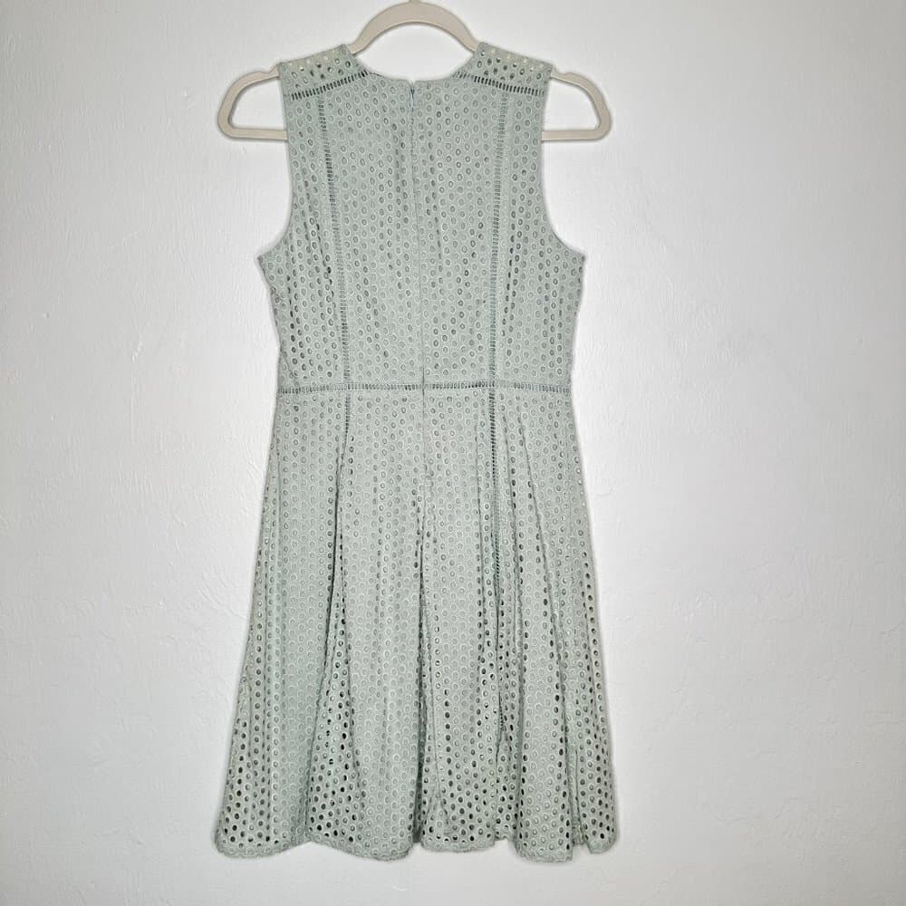 Ann Taylor Light Green Eyelet Sleeveless Dress Size 2 - Thumbnail 4