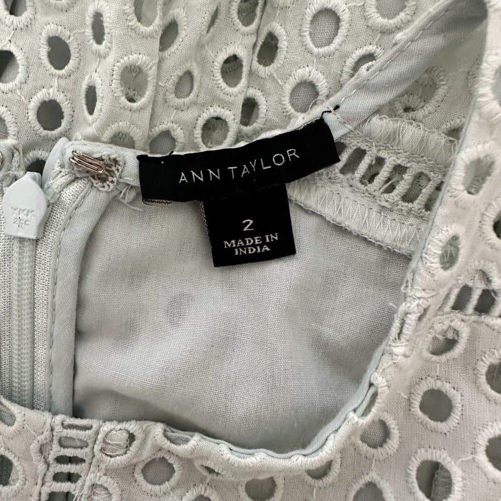 Ann Taylor Light Green Eyelet Sleeveless Dress Size 2 - Thumbnail 5