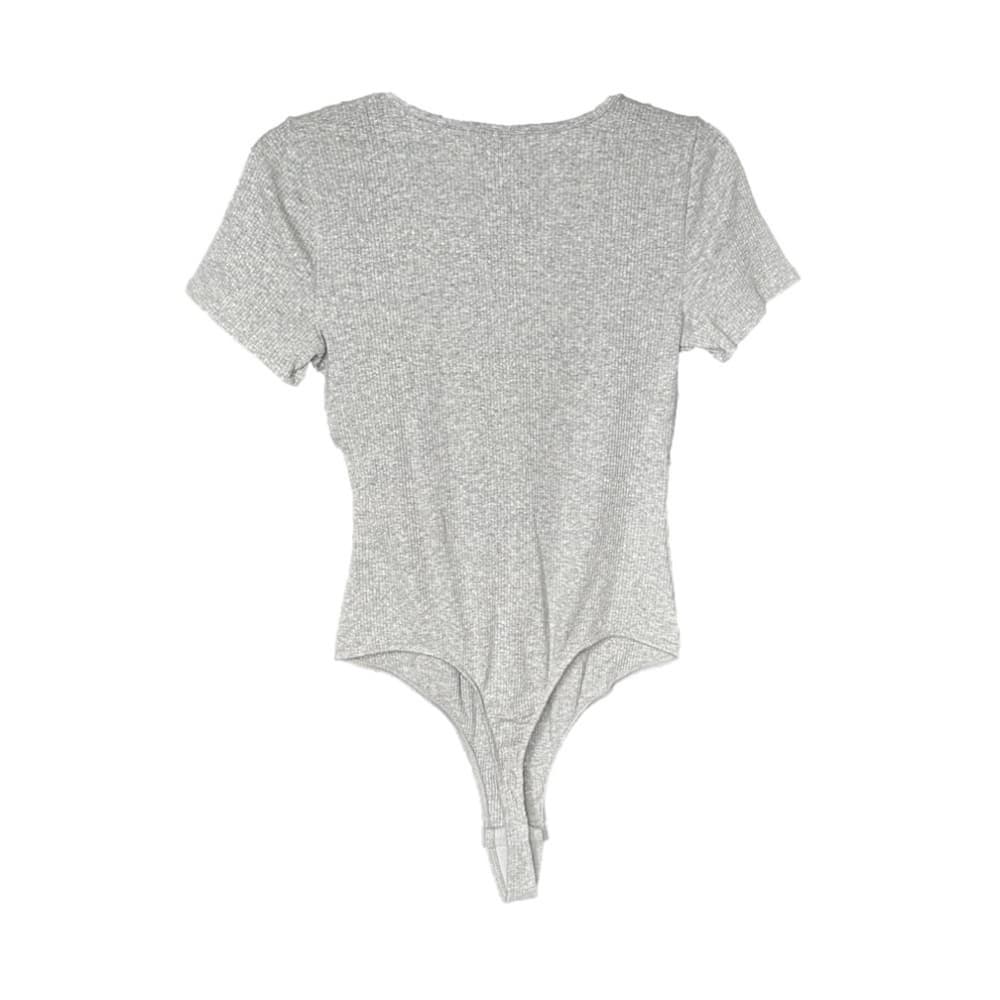 JENNI Sz M Gray Ribbed Short Sleeve Gray Bodysuit New - Thumbnail 2