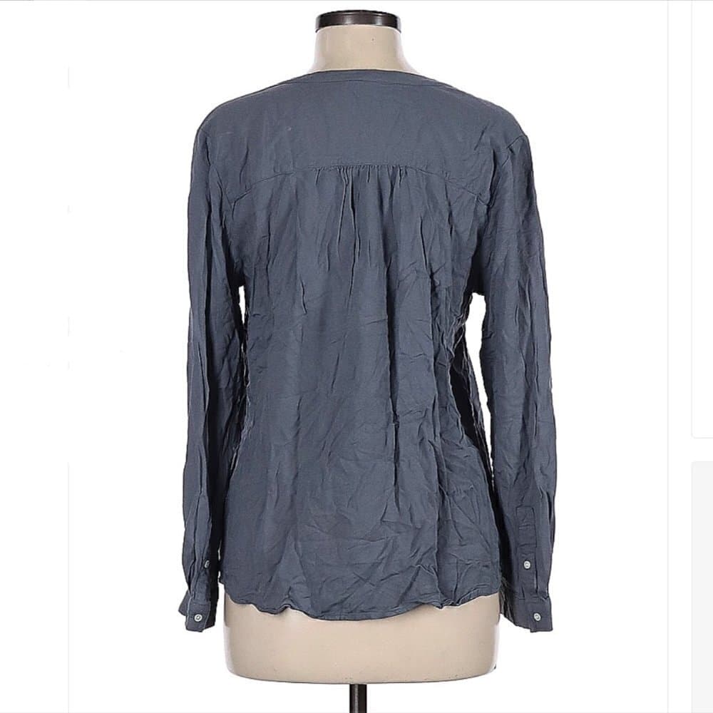 Soft Joie Gray Long Sleeve Button Up Blouse Size L - Thumbnail 2