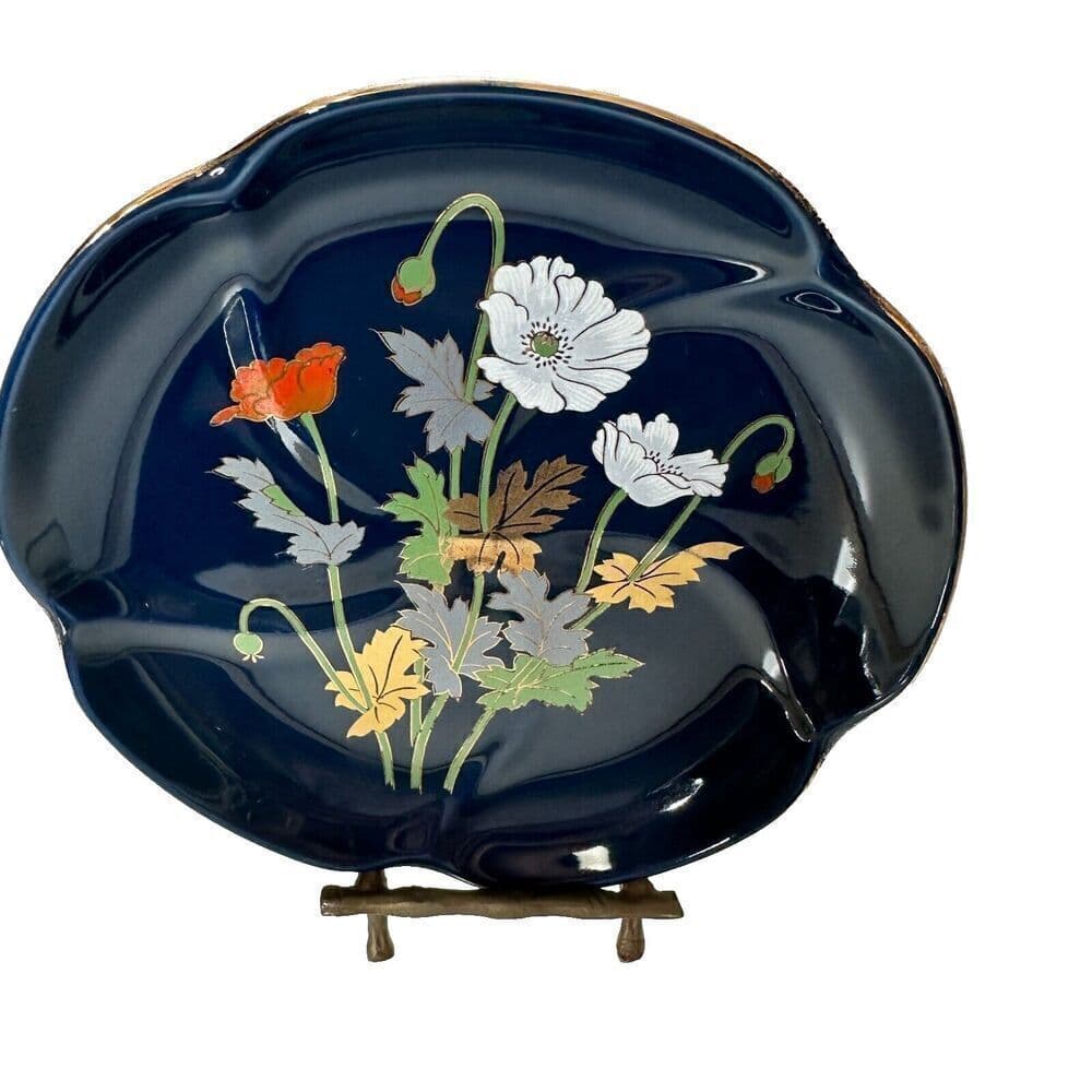 Vintage Yamaji Blue Plate with Flowers 7" Flower Shaped Plate Gold Trim Japan - Thumbnail 3