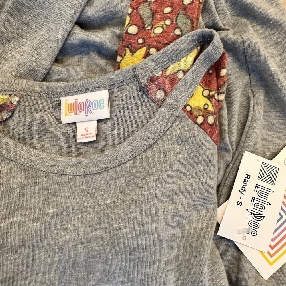 Nwt LuLaRoe Floral Baseball Style T-Shirt Size S - Thumbnail 4