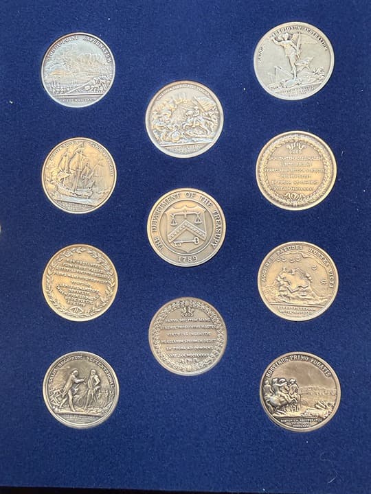 America's First Medals United States Mint Set 11 Coins Set - Thumbnail 3