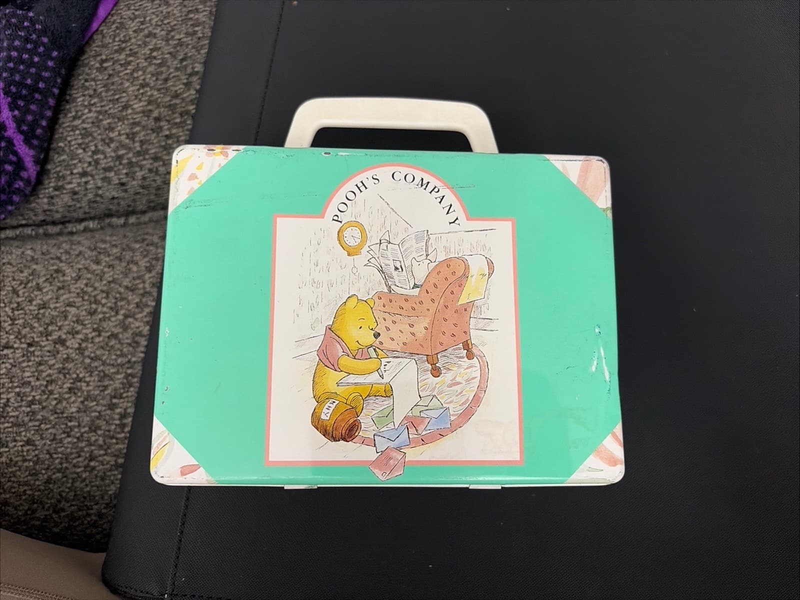 Grumbridge Disney Winnie the Pooh Metal Tin Lunchbox with Handle - Thumbnail 7