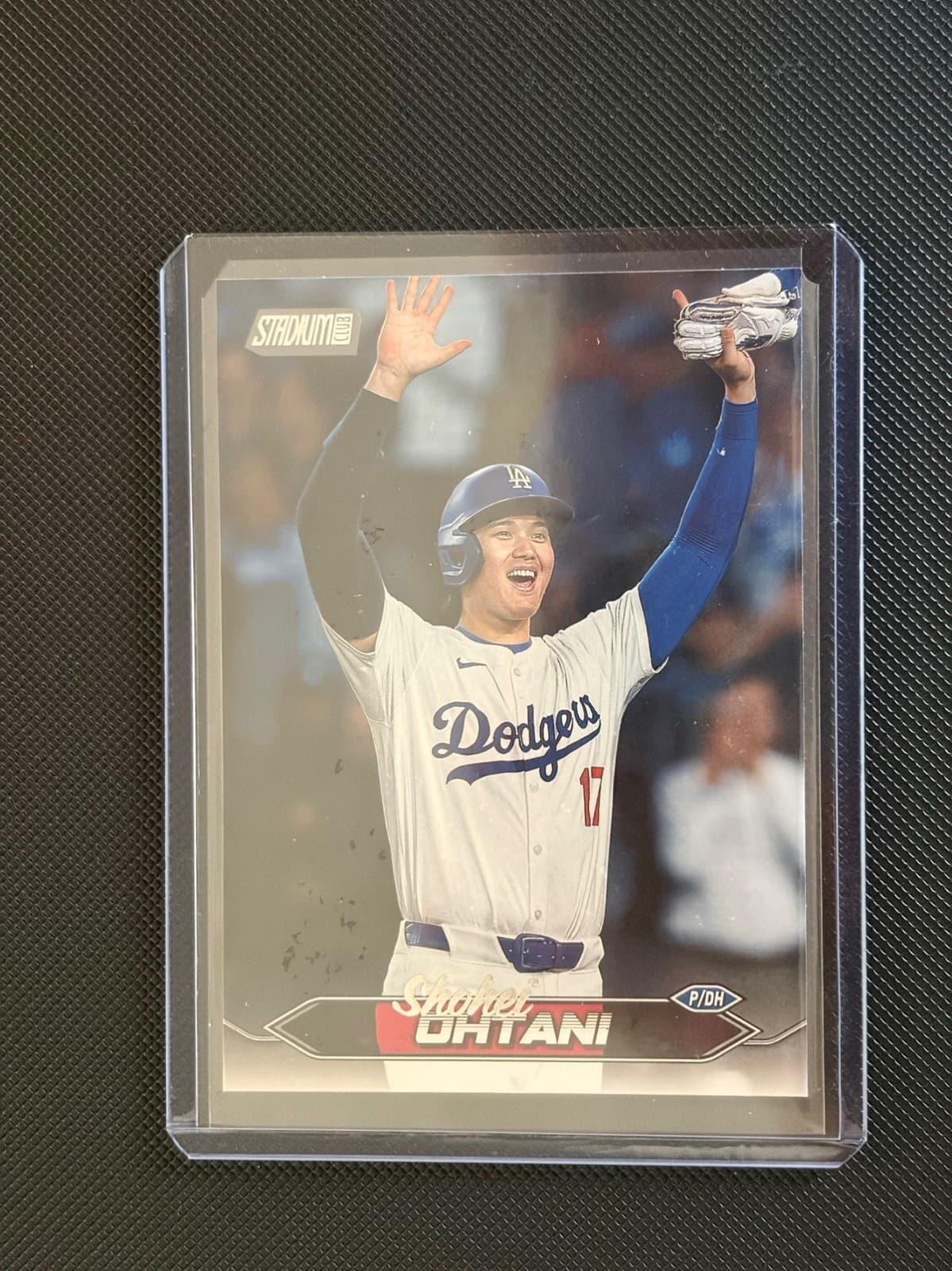 Shohei Ohtani 2024 Stadium Club #200 Los Angeles Dodgers Baseball Card MLB - Thumbnail 3