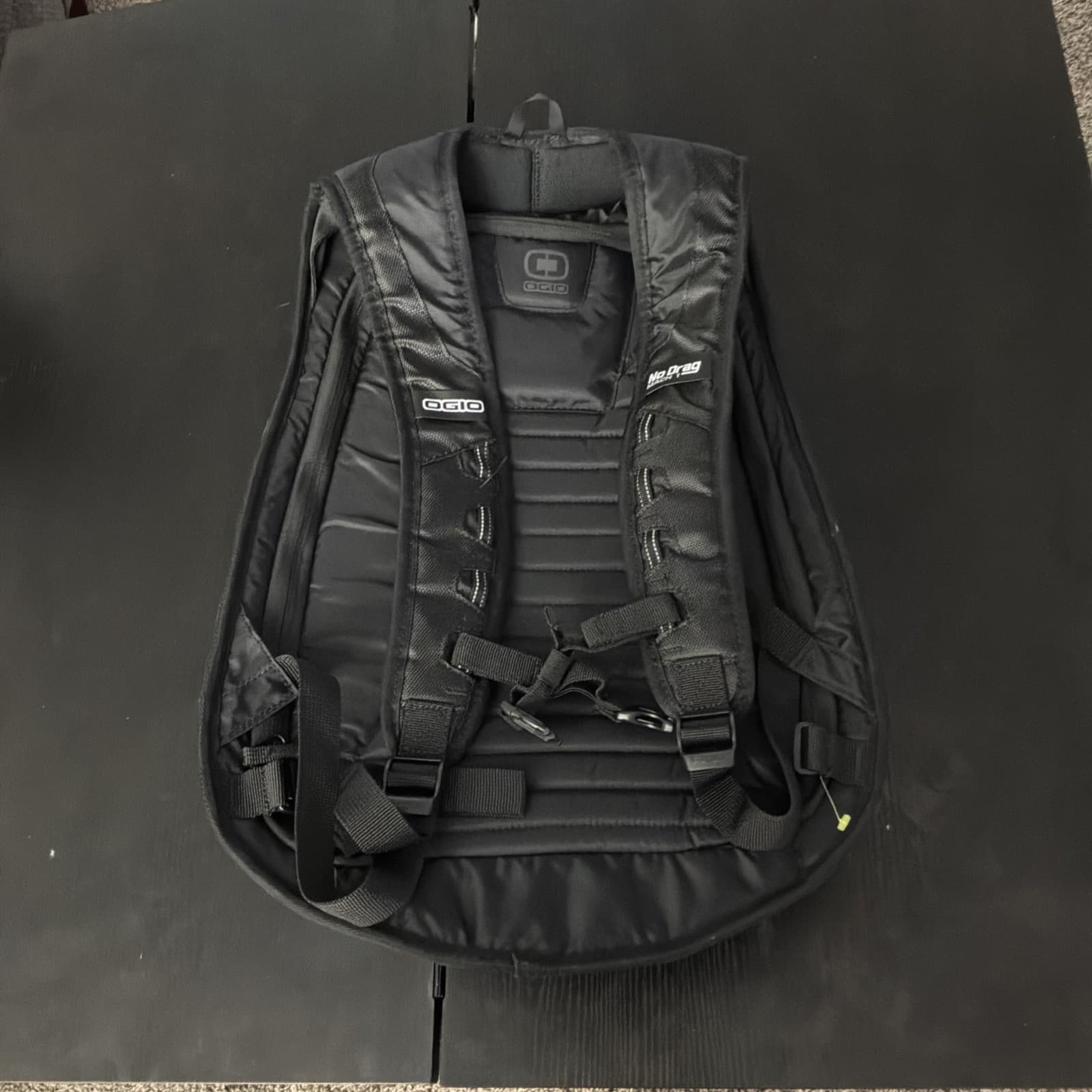 OGIO No Drag Mach 1 Motorcycle Backpack – Stealth Black - Thumbnail 2