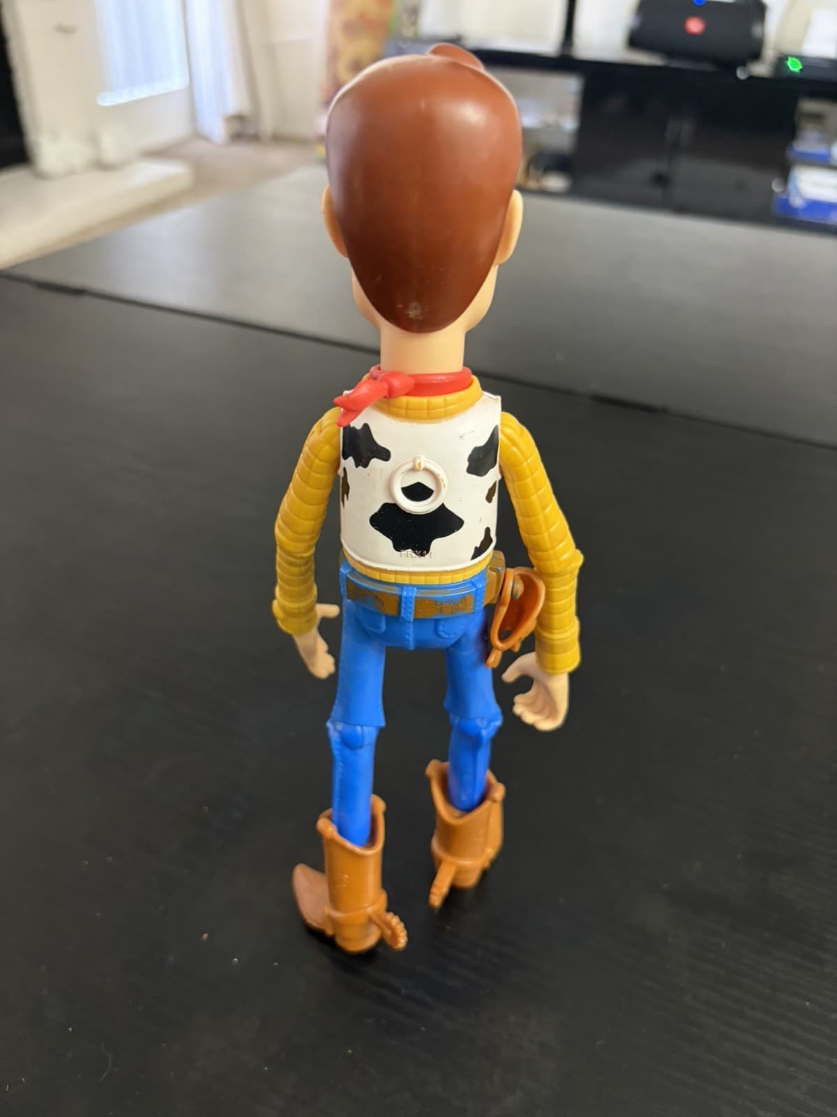 Mattel 2017 Disney Pixar Toy Story Sheriff Woody 9" Inch Action Figure No Hat - Thumbnail 2