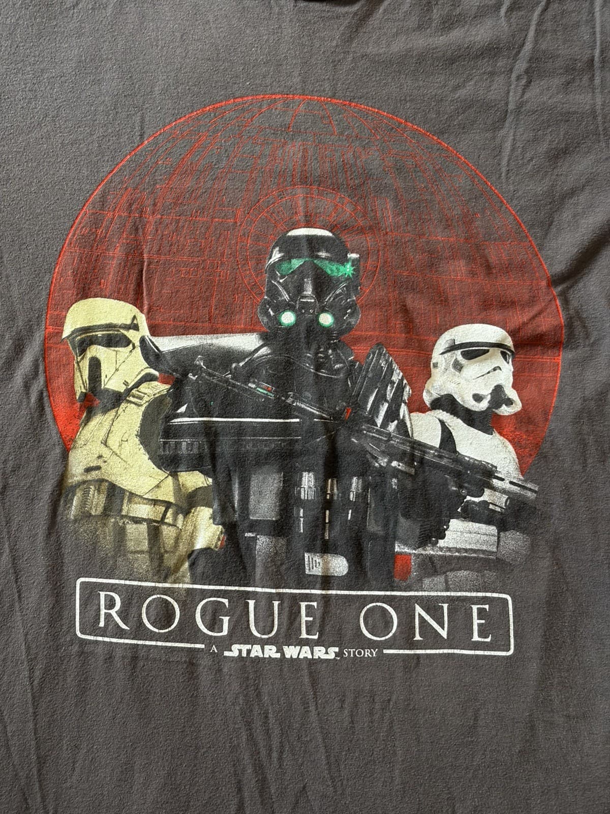 Disneyland Resort Star Wars Rogue One Stormtrooper Death Star Gray T-Shirt Large - Thumbnail 5