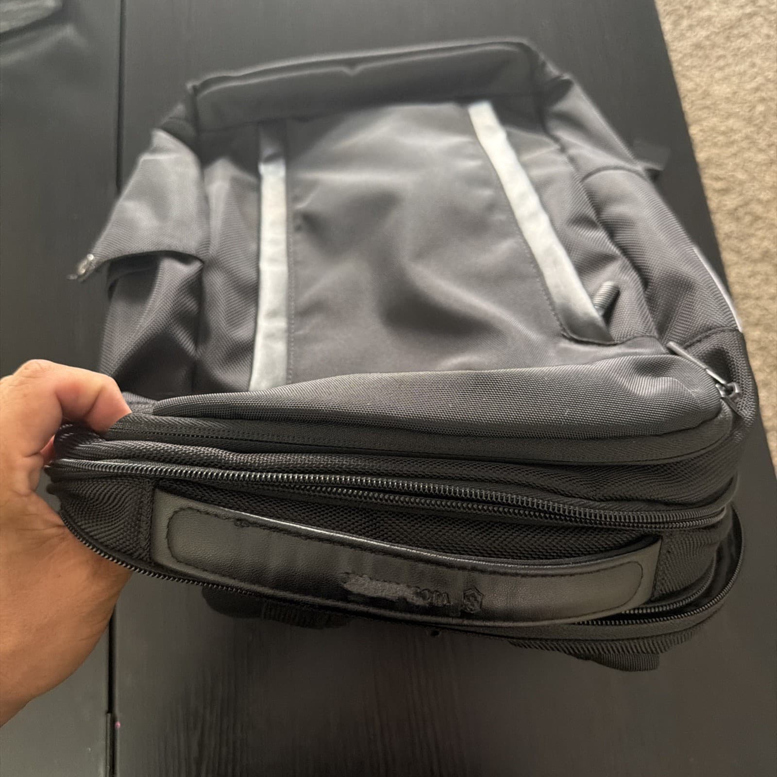 Victorinox Backpack Black Laptop Compartment Business Travel Excellent - Thumbnail 6