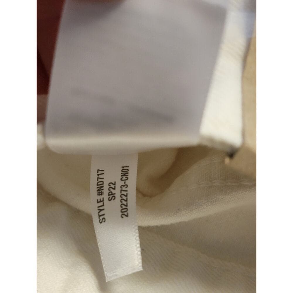 Madewell Relaxed Denim Shorts in Tile White - ND717 - W 31 - Thumbnail 6