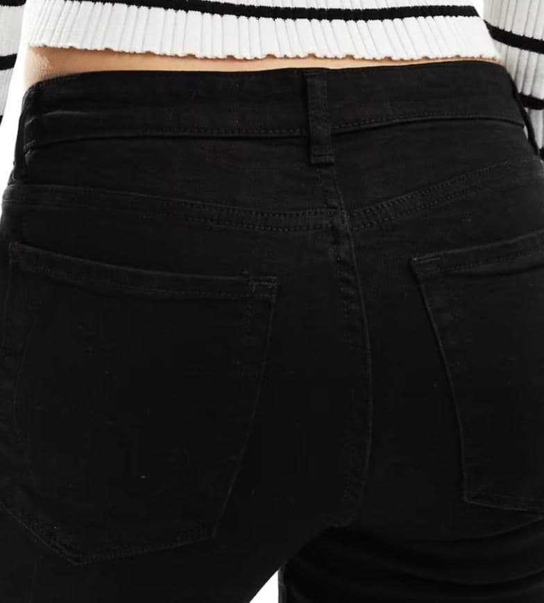 Bershka High Waisted Flared Jeans - Black - Size 2 - new-with-tags - Bershka - Thumbnail 5