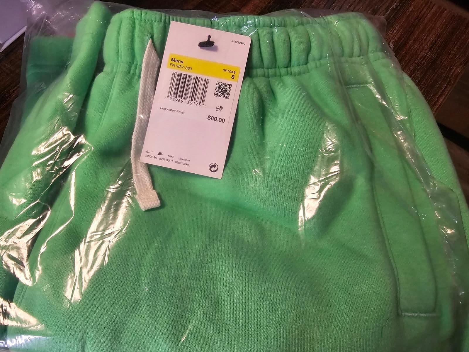 Nike Club Fleece Men's Shorts - Spring Green - Small - new-with-tags - Nike - Thumbnail 8