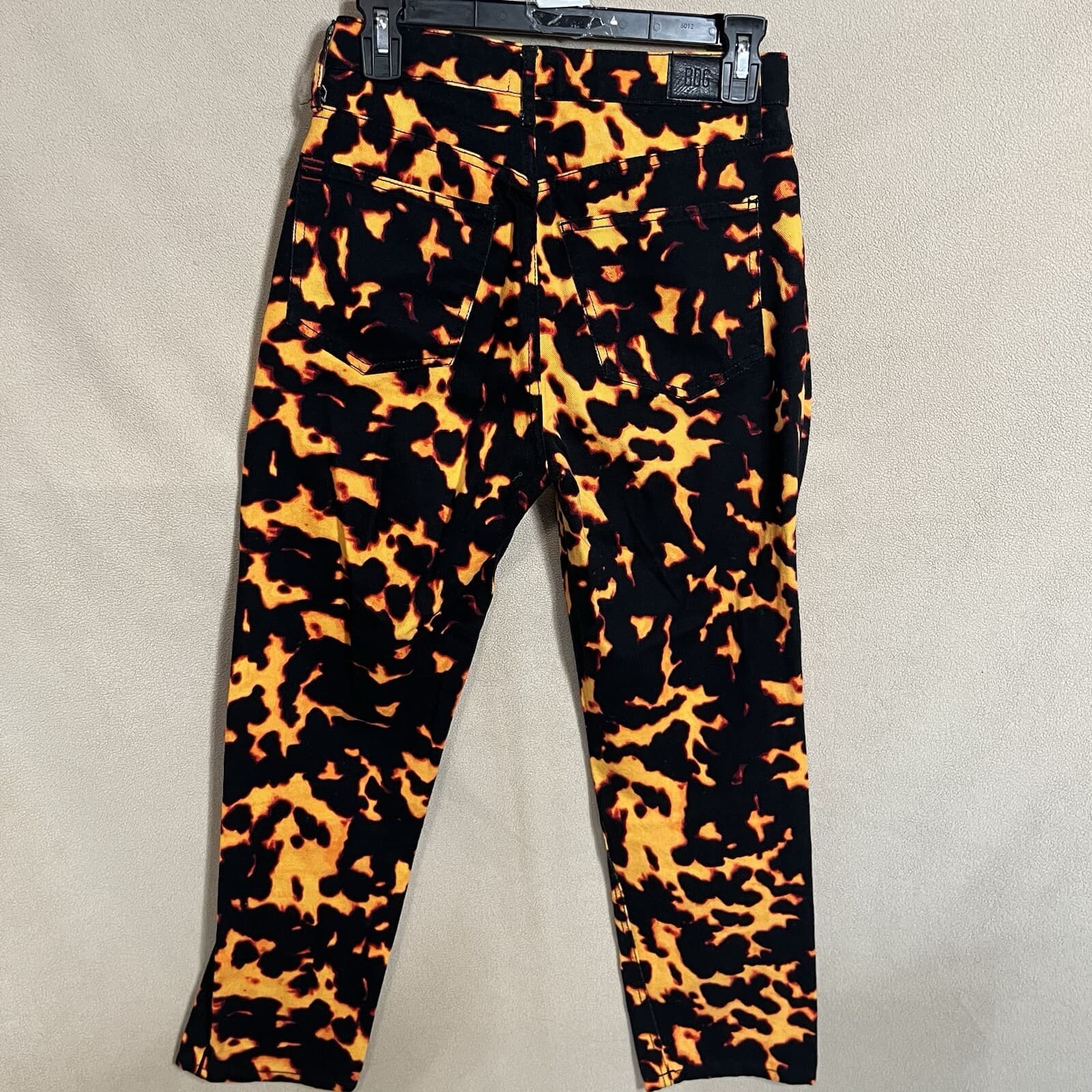 BDG Urban Outfitters Women’s Jeans Slim Straight Flame Lava Fire Print Size 26 - Thumbnail 5