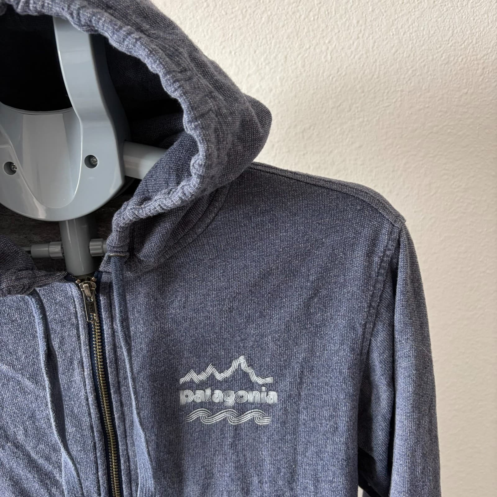 Patagonia Men's Small Brushed Badge Lightweight Hooded Full-Zip Sweatshirt Blue - Thumbnail 2