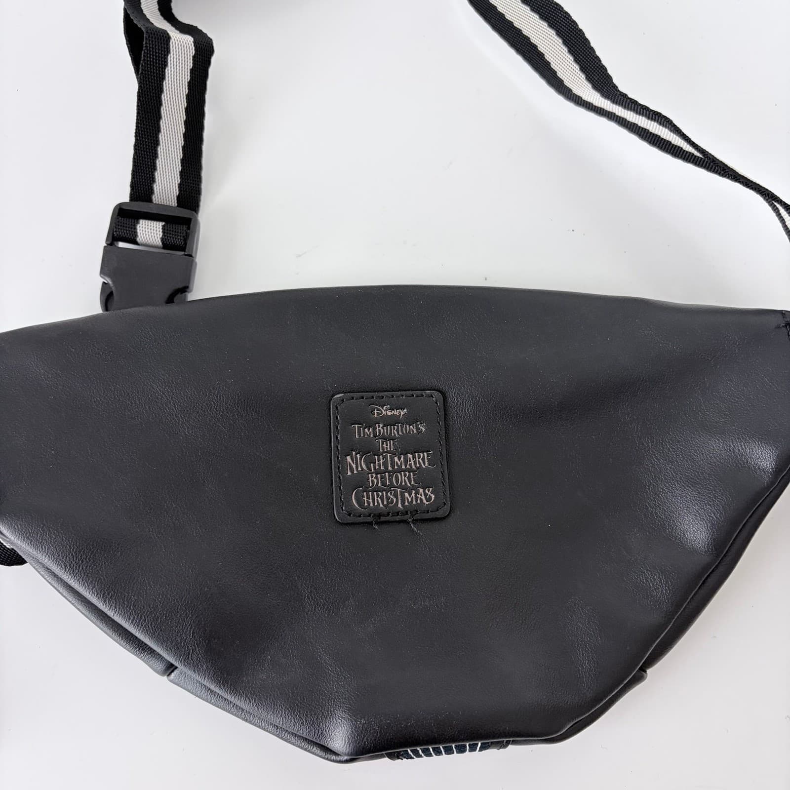 Loungefly Tim Burtons The Nightmare Before Christmas Jack Skellington Fanny Pack - Thumbnail 2