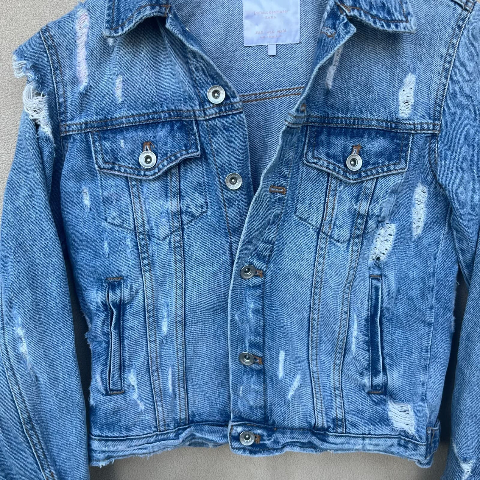 Zara Women's Trafaluc Denim Wear Distressed Ripped Jean Trucker Jacket Up SMALL - Thumbnail 3
