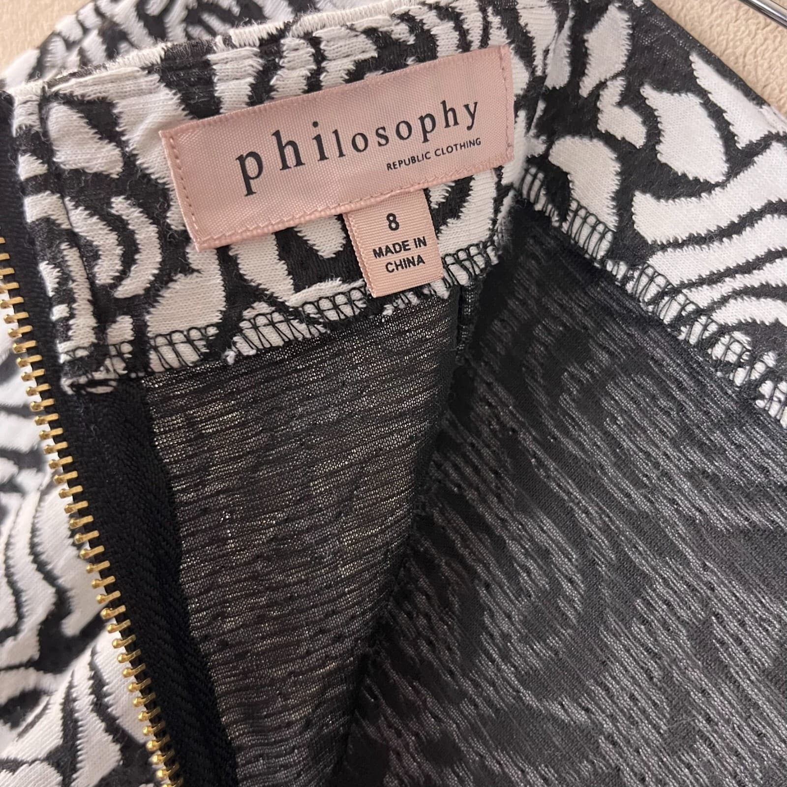 Philosophy Rep Women Pencil Skirt 8 Black White Floral Jacquard Timeless Career - Thumbnail 4