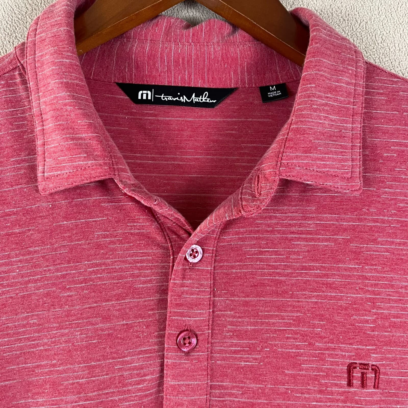 Travis Matthews Polo Mens Sz MED Red Monte Mayor (Spain) Golf Shirt Lightweight - Thumbnail 2