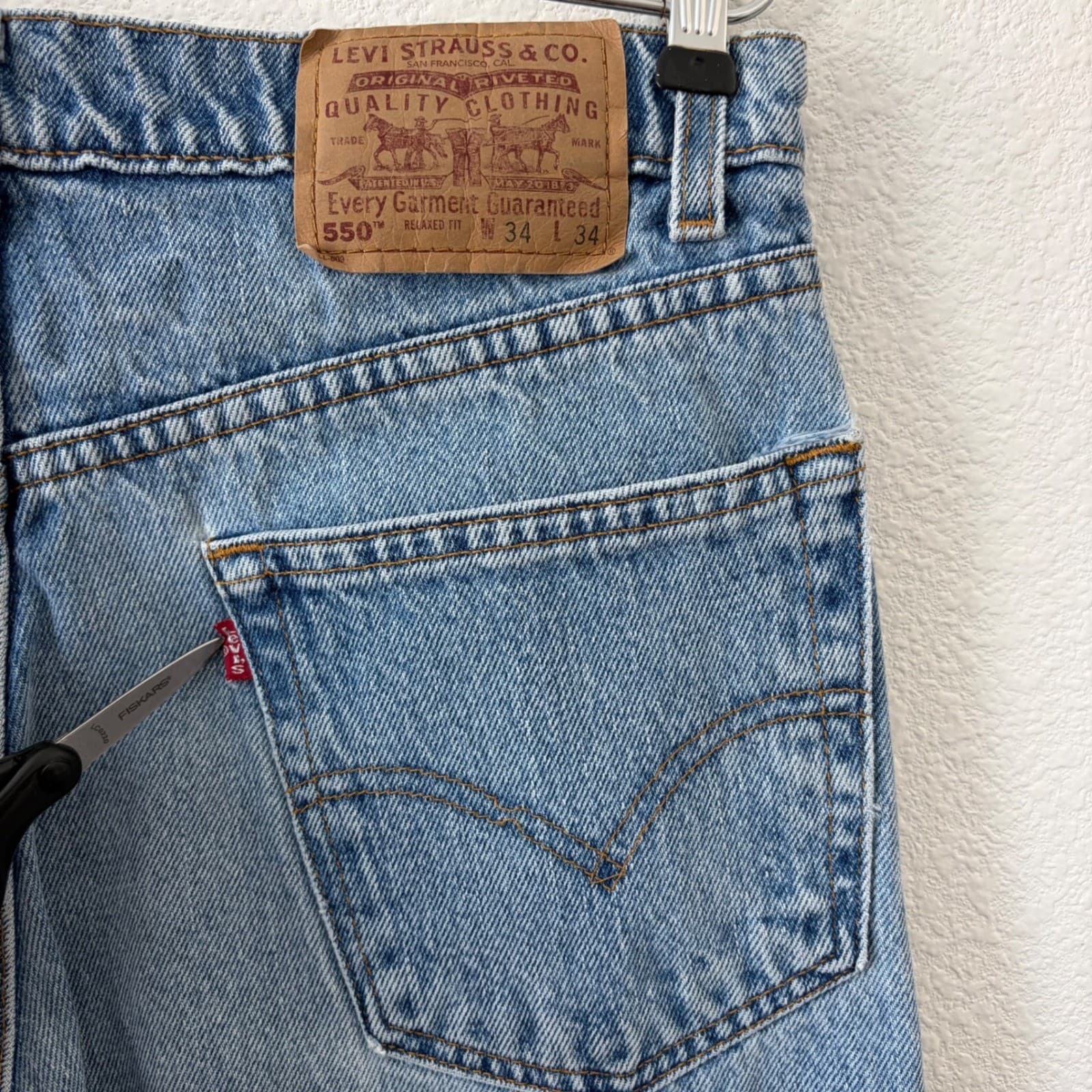 Levi 550 Relaxed Fit Jeans Mens 34x34 Light Wash Vintage 1998 Denim Tapered Leg - Thumbnail 5