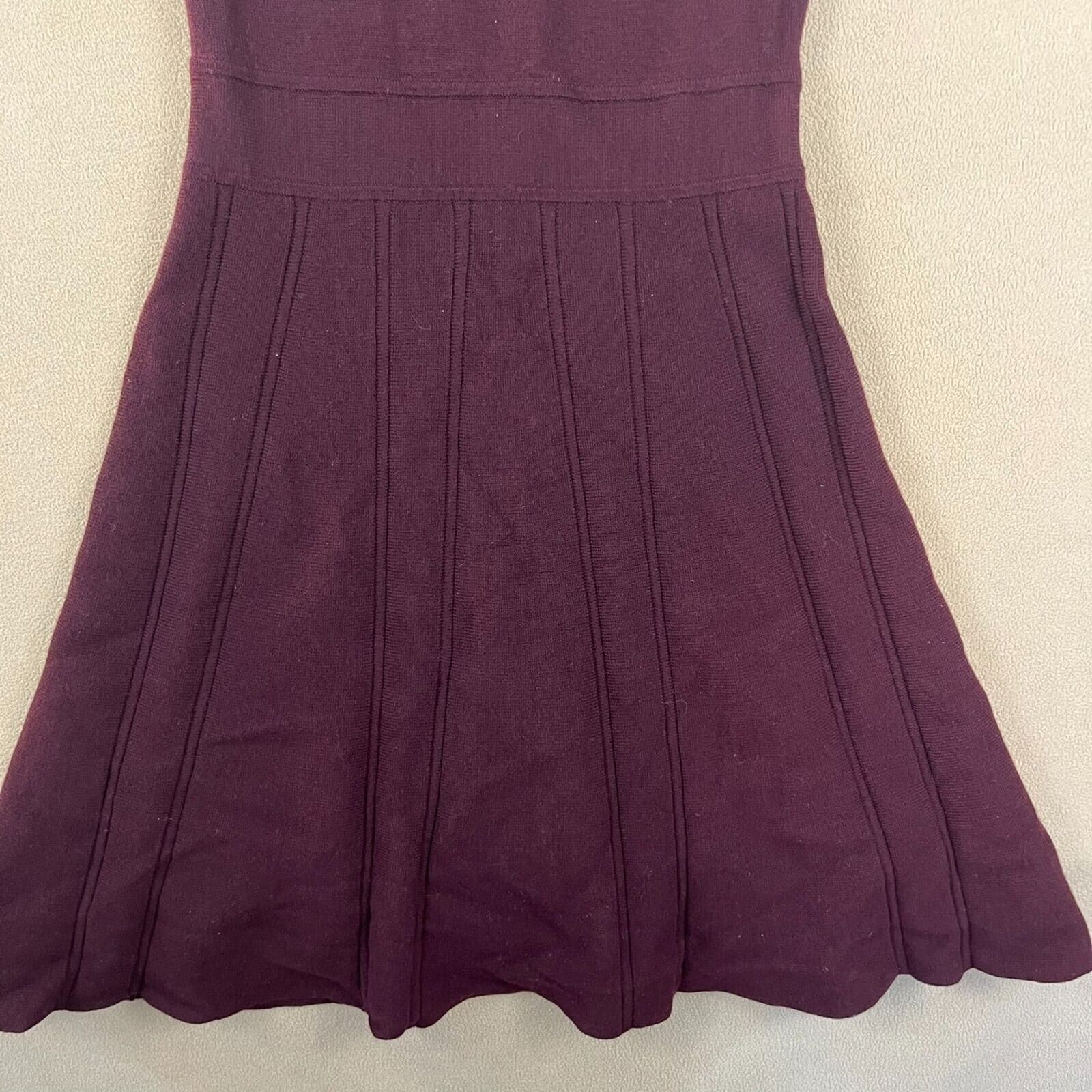 Theory Women's Dress Small Petite Purple Wool Pleated V-Neck Short Sleeve Flare - Thumbnail 4