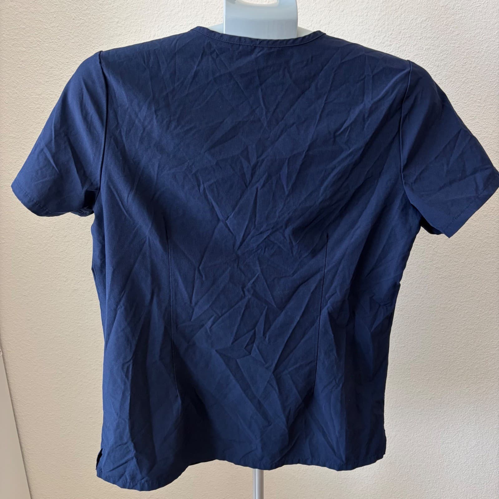 FIGS Technical Collection Scrub Top Women Small Navy Blue V-Neck Chest Pocket - Thumbnail 2