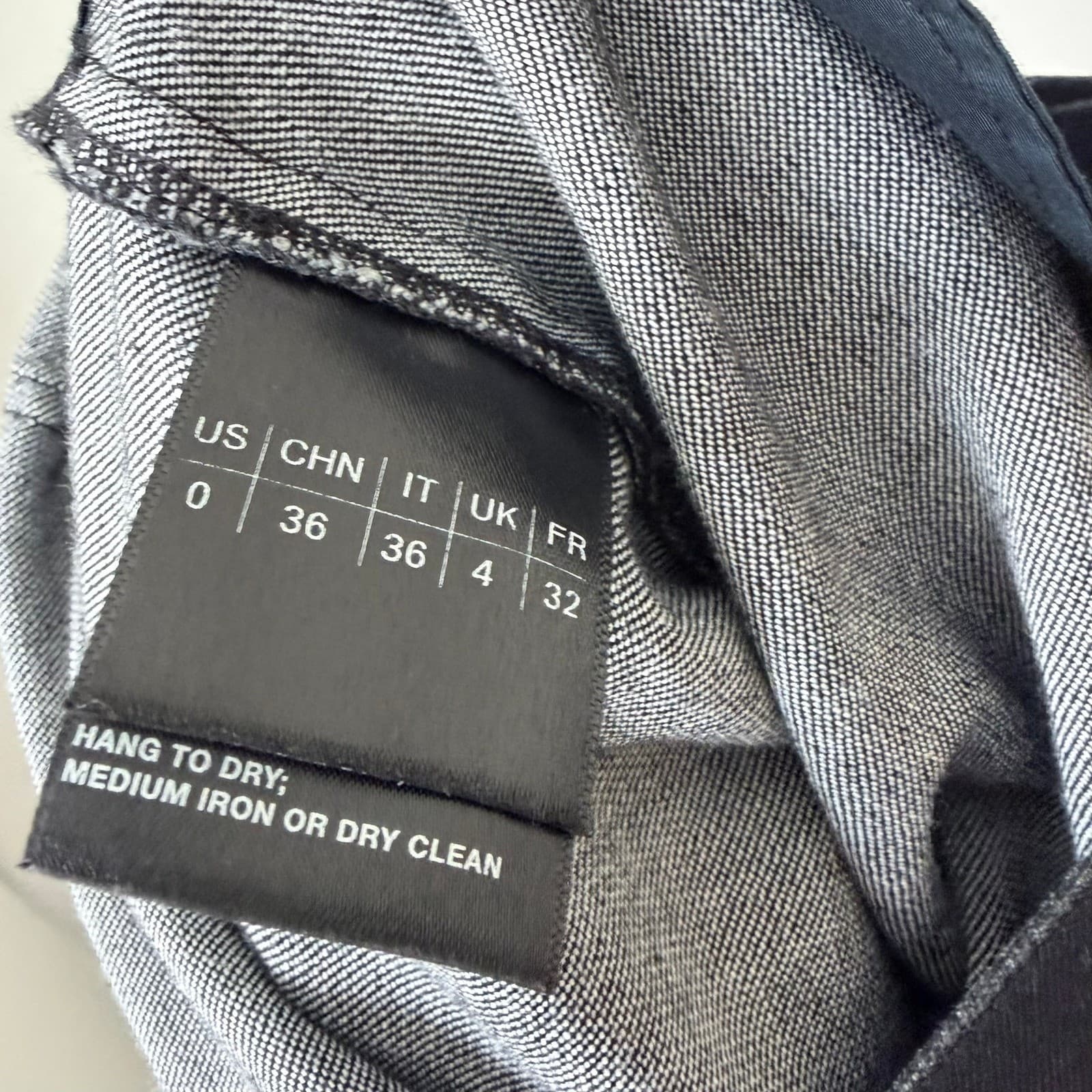 Lafayette 148 New York Thompson Black Denim Jeans Women's Sz 0 Career Minimalist - Thumbnail 5
