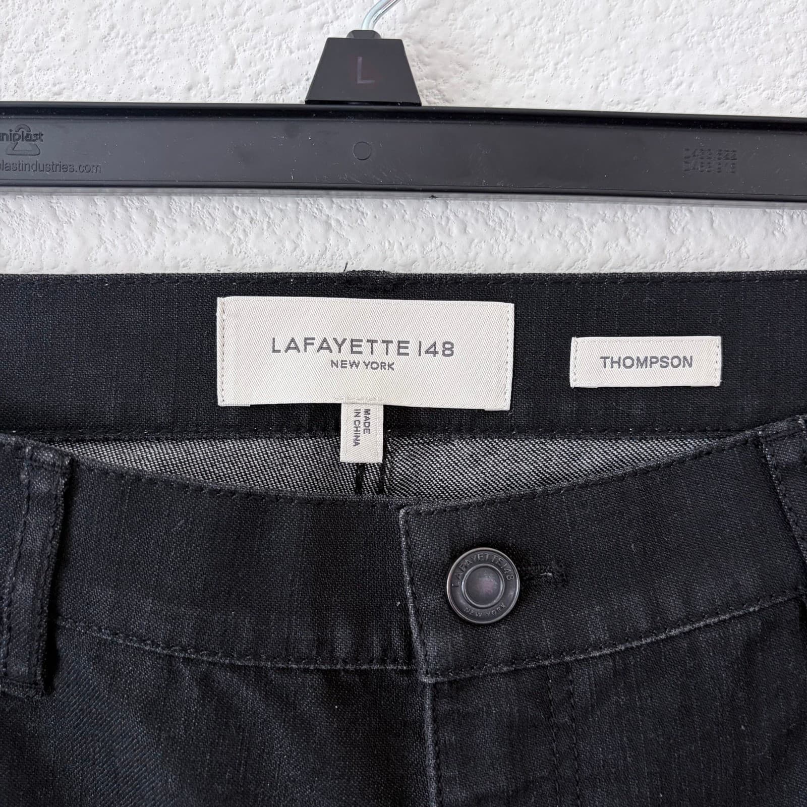 Lafayette 148 New York Thompson Black Denim Jeans Women's Sz 0 Career Minimalist - Thumbnail 2