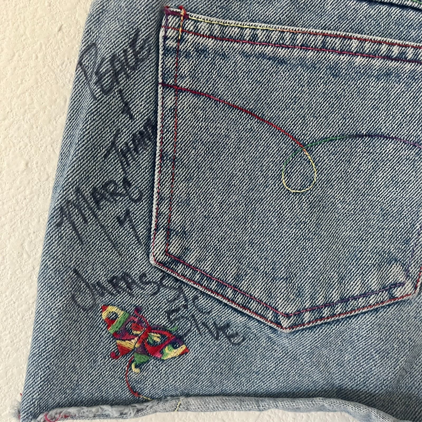 Y2K Zana Di Womens Shorts Sz 5 Signed By Shifty Crazy Town & Marc7 Jurassic 5ive - Thumbnail 2