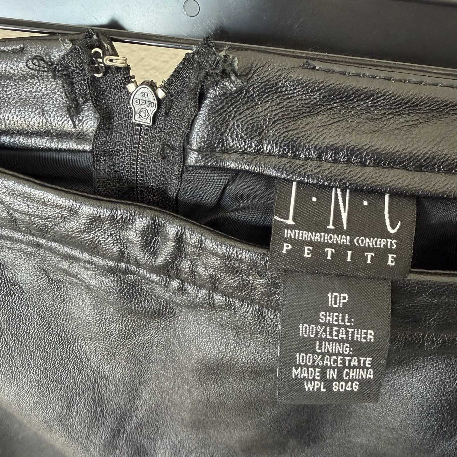 International Concepts INC 100% Leather Black Skirt Zip Size Size 10P Biker Chic - Thumbnail 6