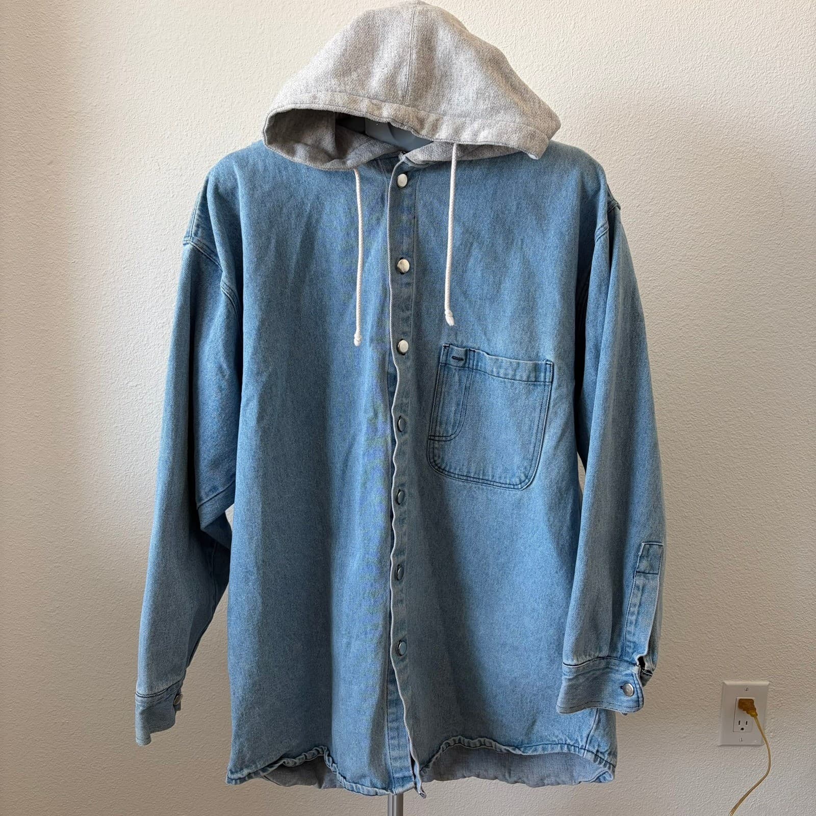 Vintage Denim Hoodie Jacket Men 2XL Blue Laughlin Motorcycle Rally Biker Graphic - Thumbnail 2