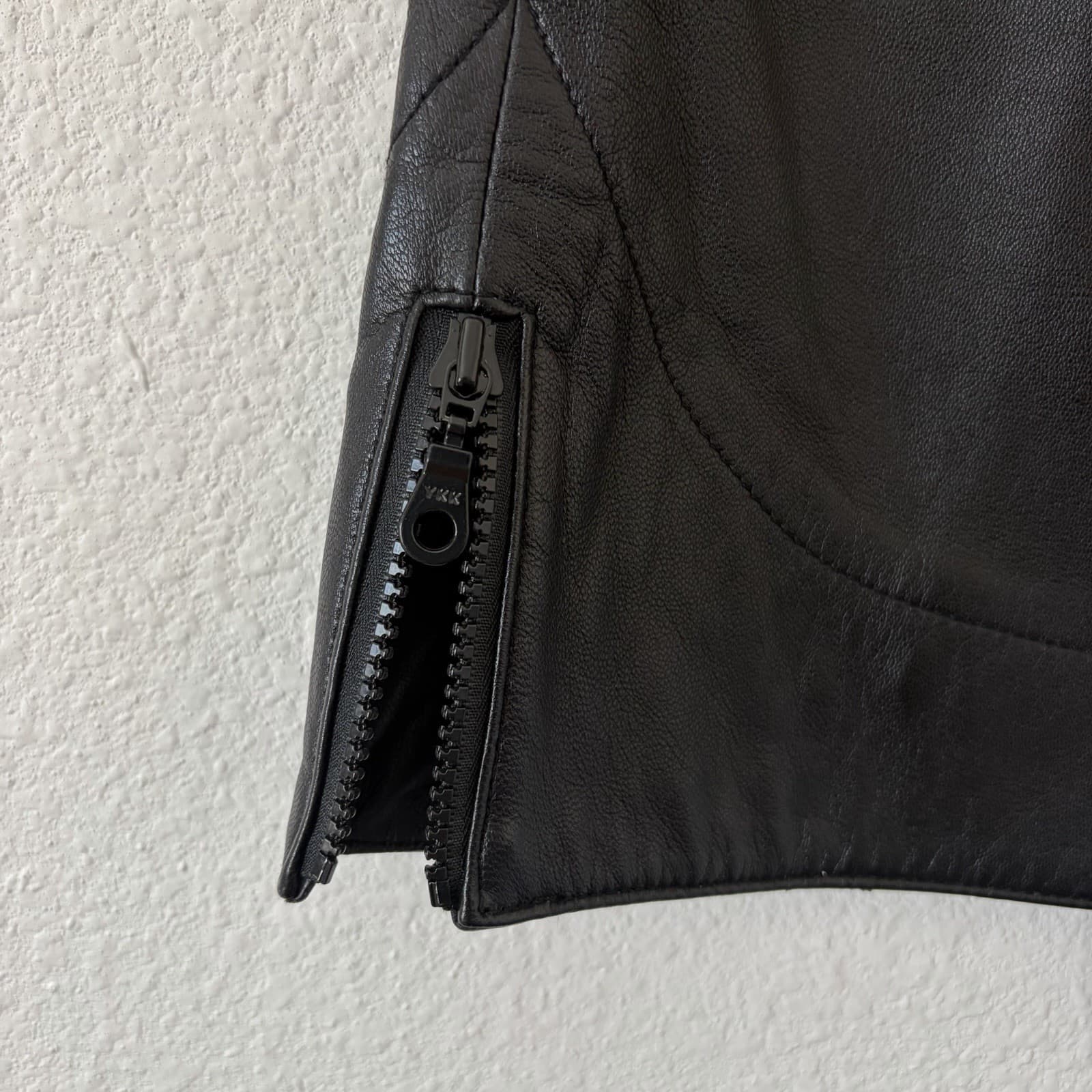 International Concepts INC 100% Leather Black Skirt Zip Size Size 10P Biker Chic - Thumbnail 2