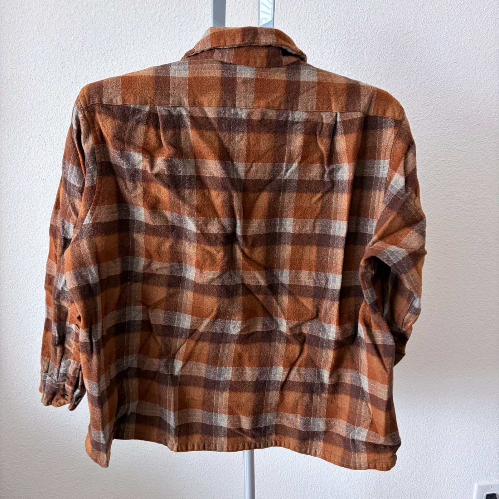 Vintage 1970s Pendleton Loop Collar Board Shirt Flannel Wool Made USA Fits MED? - Thumbnail 3