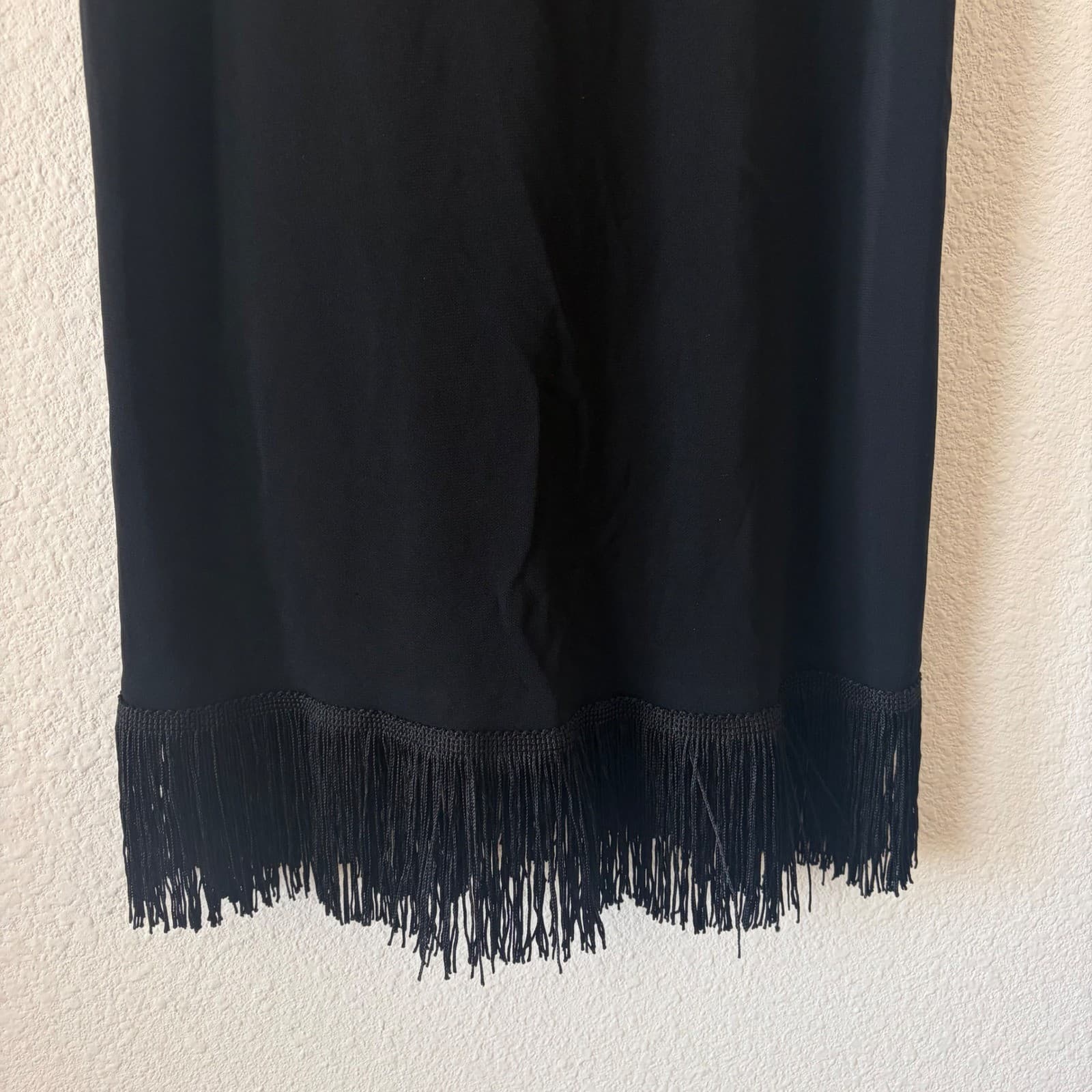BCBG Dresses Cocktail Dress Women S Black Fringe Hem Y2K Spaghetti Strap JY6386 - Thumbnail 2