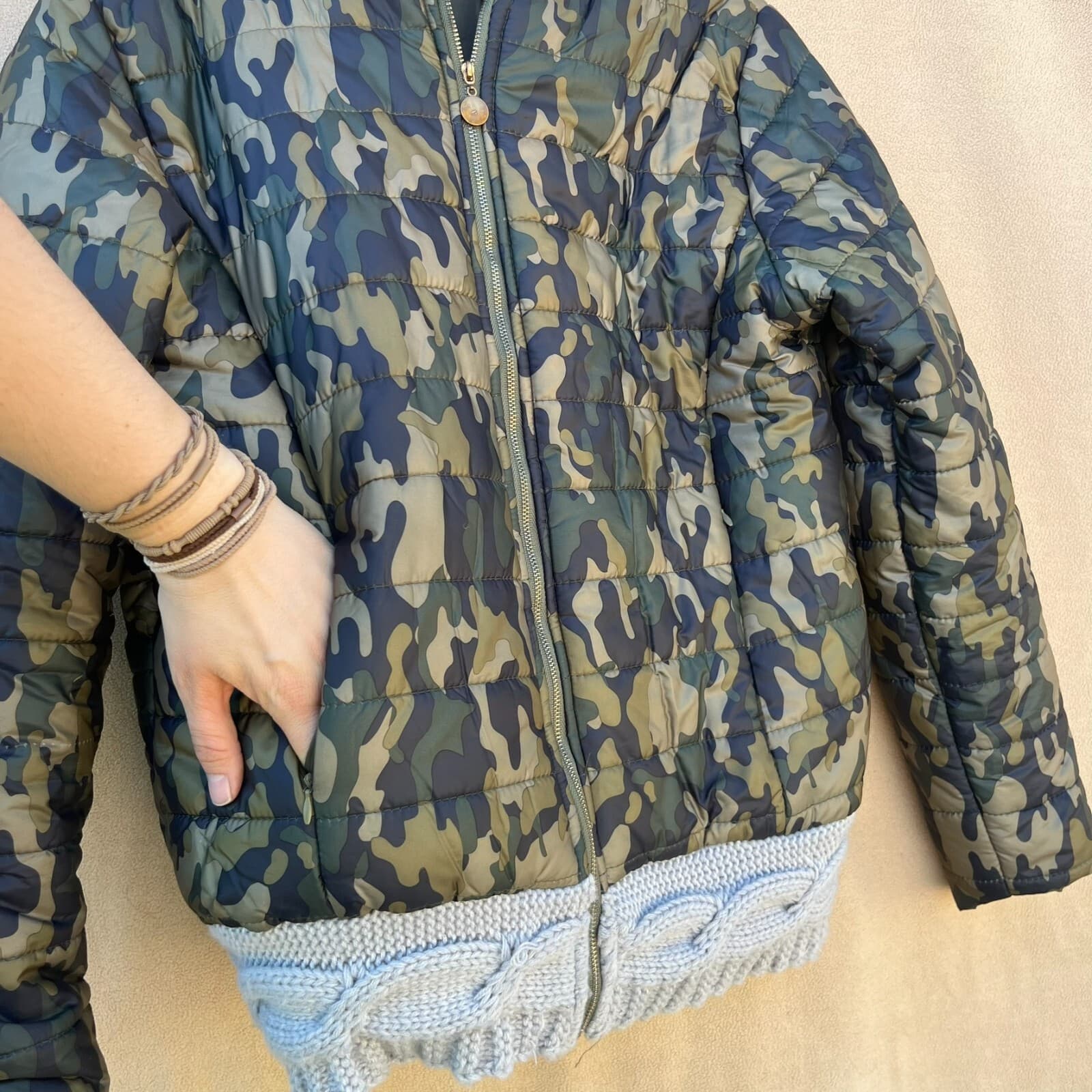 Camoflauge Military Hippie Women’s Camo Puffer Jacket Cable Knit Hooded Sz M/L - Thumbnail 3