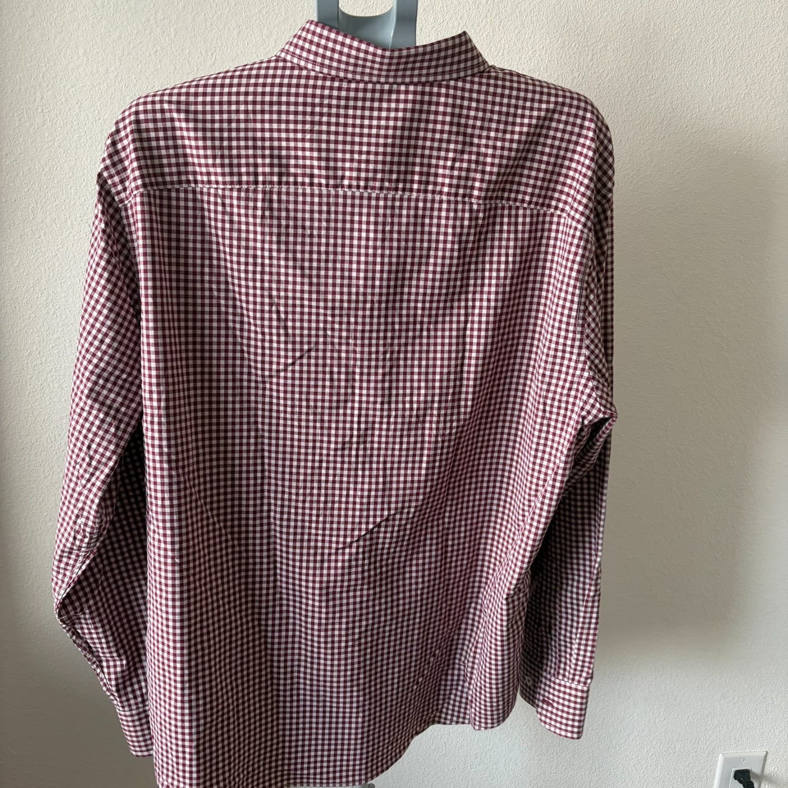 Untuckit Lot of 2 Shirts XXL Men’s Plaid & Gingham Button Down Stretch Carozza - Thumbnail 4