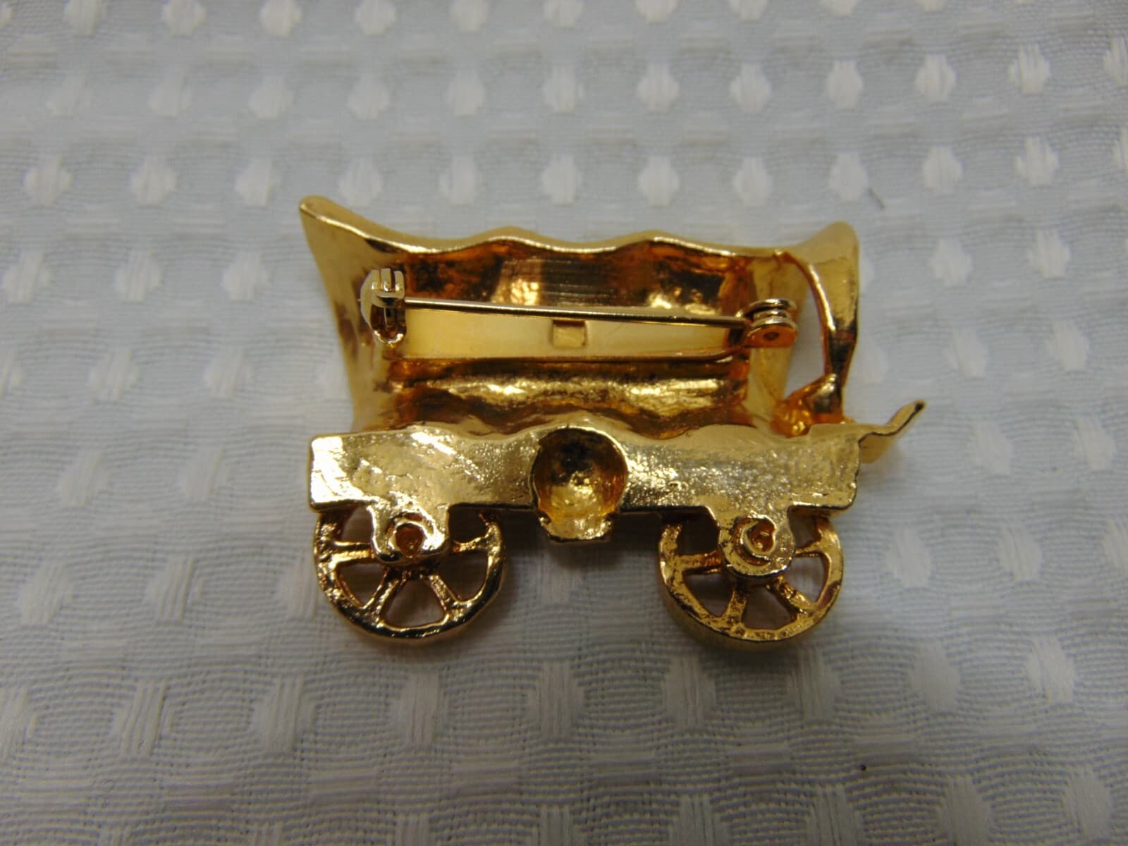 Western Vintage Gold tone Covered Wagon Shriner Masonic 1872 1972 Rhinestone Pin - Thumbnail 2