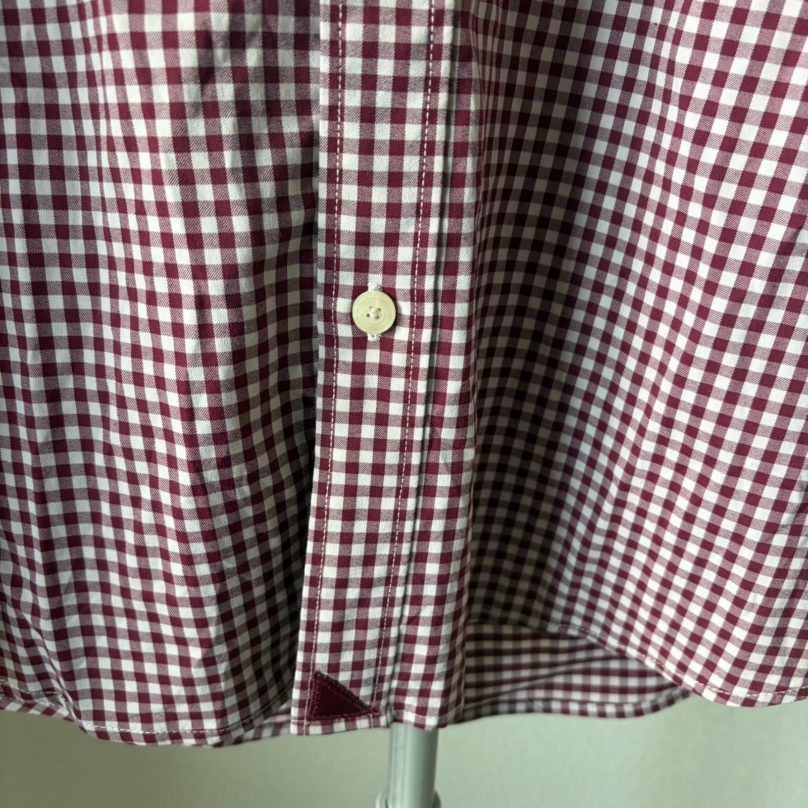 Untuckit Lot of 2 Shirts XXL Men’s Plaid & Gingham Button Down Stretch Carozza - Thumbnail 3