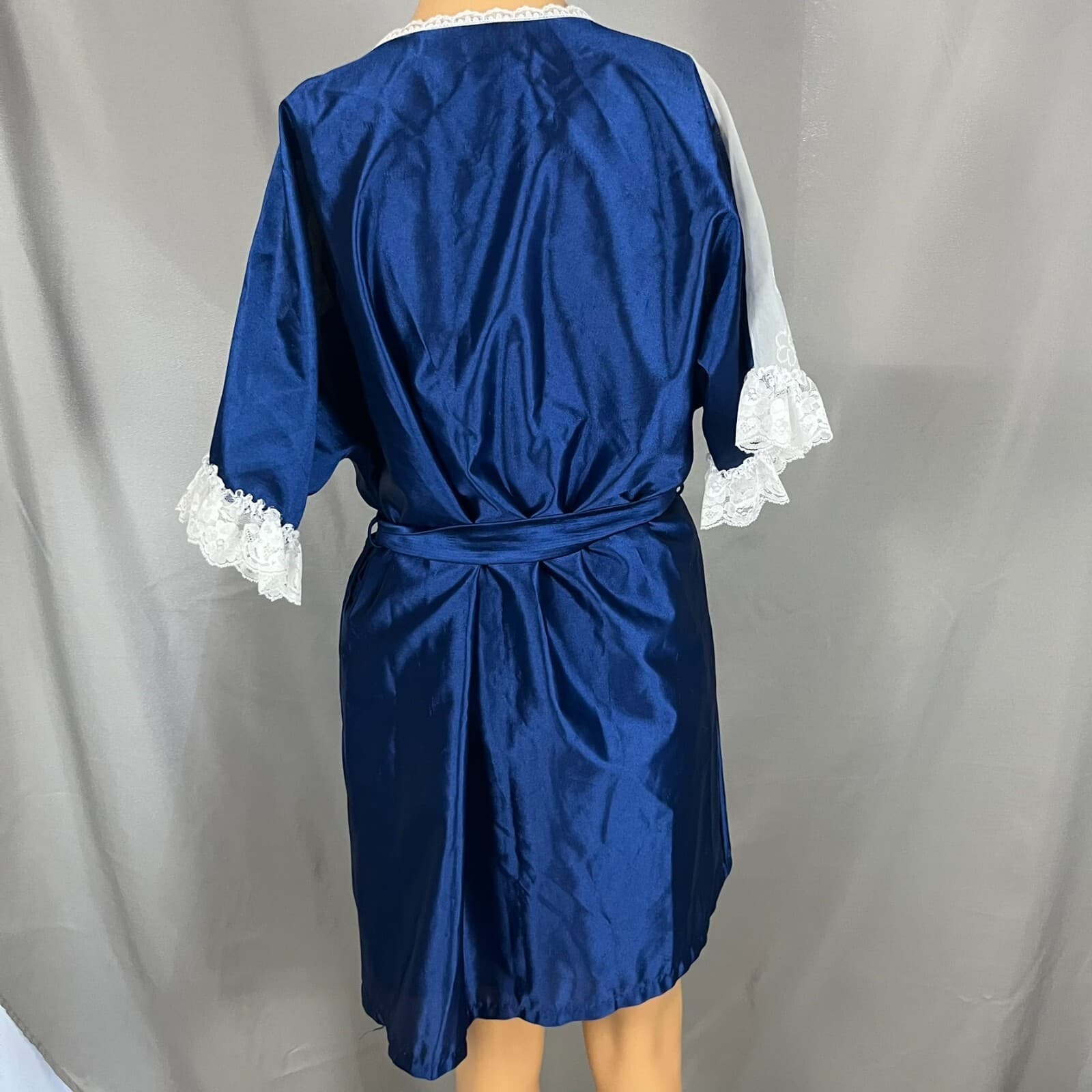 Vintage Vandemere 2 Piece Nightgown Womens Medium Blue Classic Lace Detail - Thumbnail 3