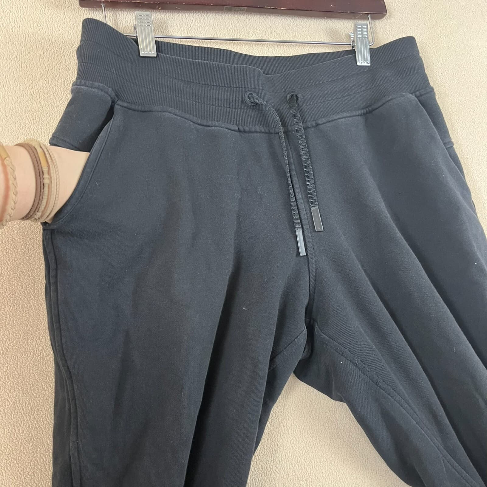Lululemon Joggers Women's 8 Black High Rise Crop Drawstring Pants Gym Athleisure - Thumbnail 4