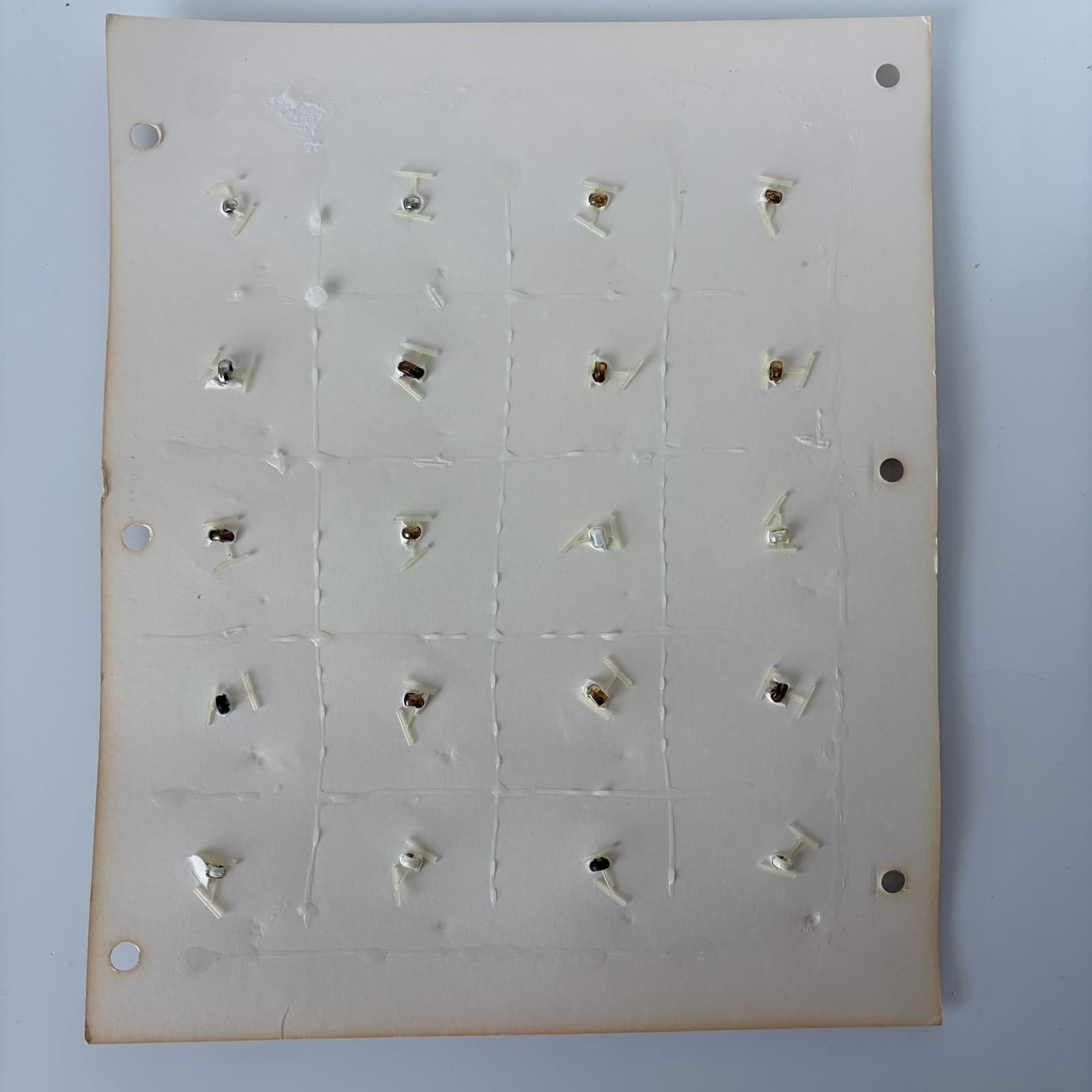Vintage BESTCO Fashion Buttons Sample Card 20 Buttons 1980s–90s LA Garment Dist - Thumbnail 2