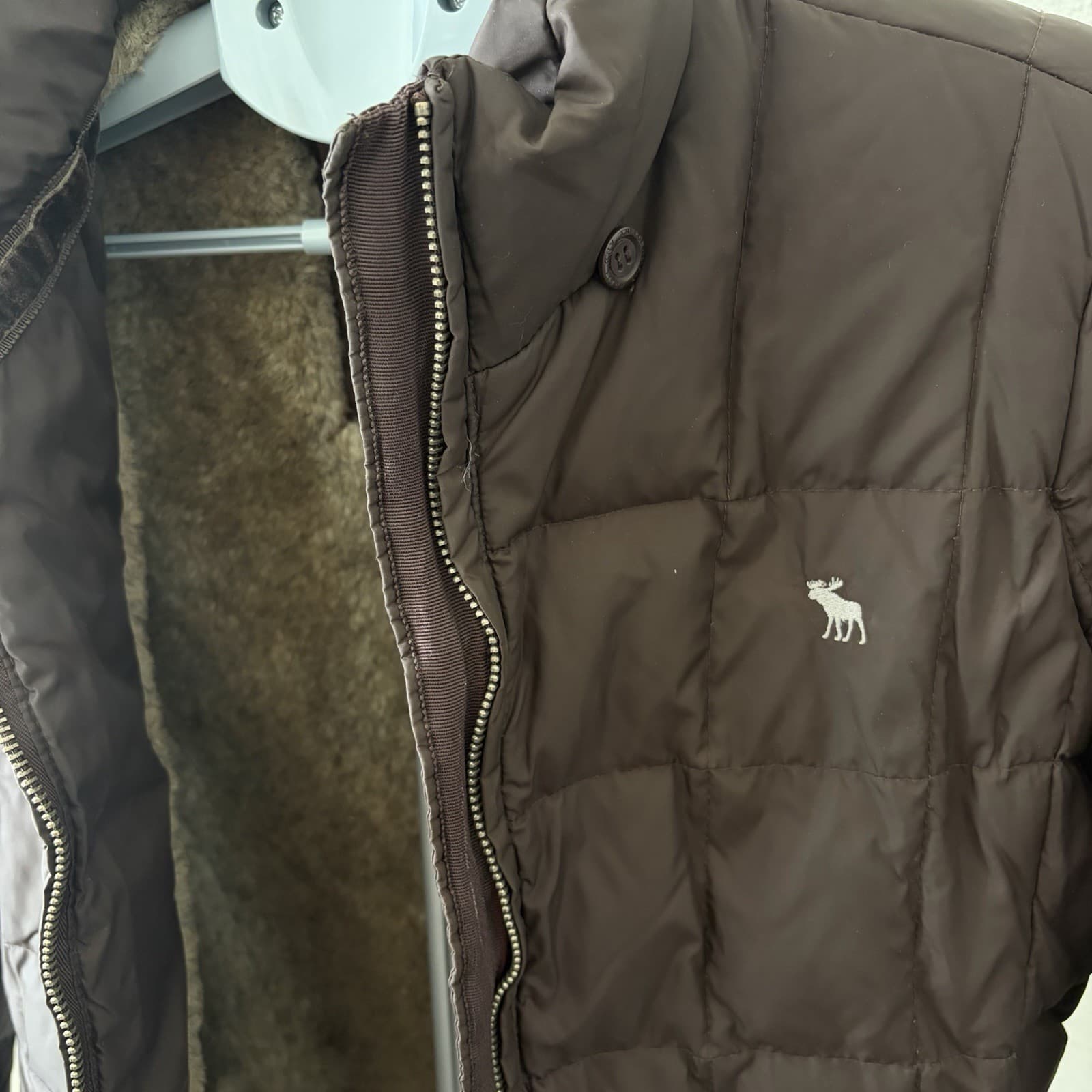 Abercrombie & Fitch Fur Down Puffer Jacket Large Woman’s Brown Faux Lining Y2K - Thumbnail 2