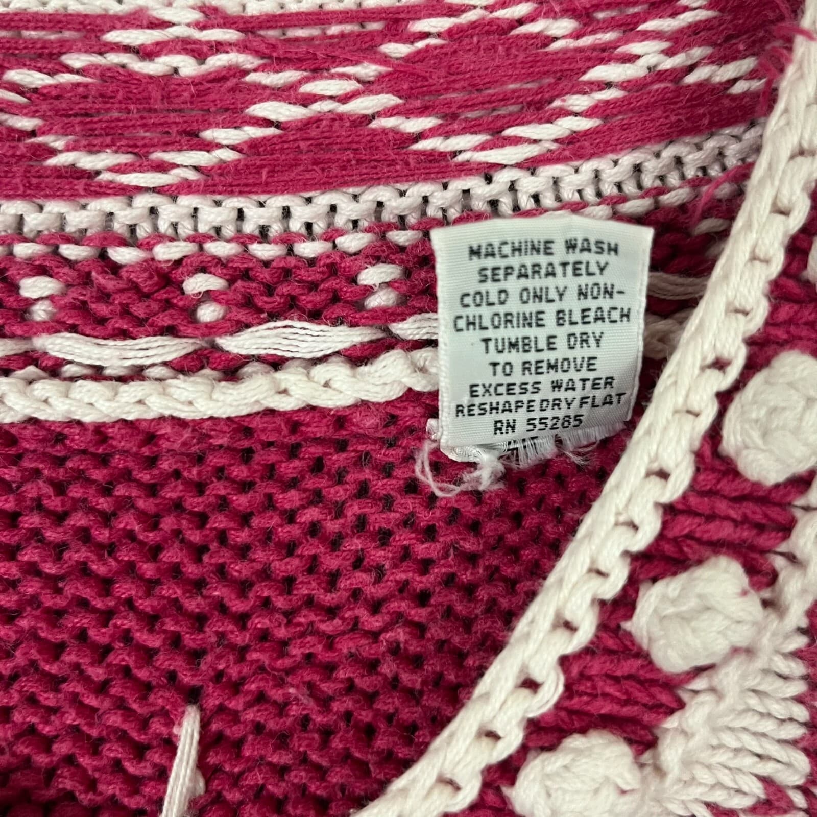 Vintage Express Women's Hand Knit Pink White Floral Bouquet Chunky Sweater MED/2 - Thumbnail 4
