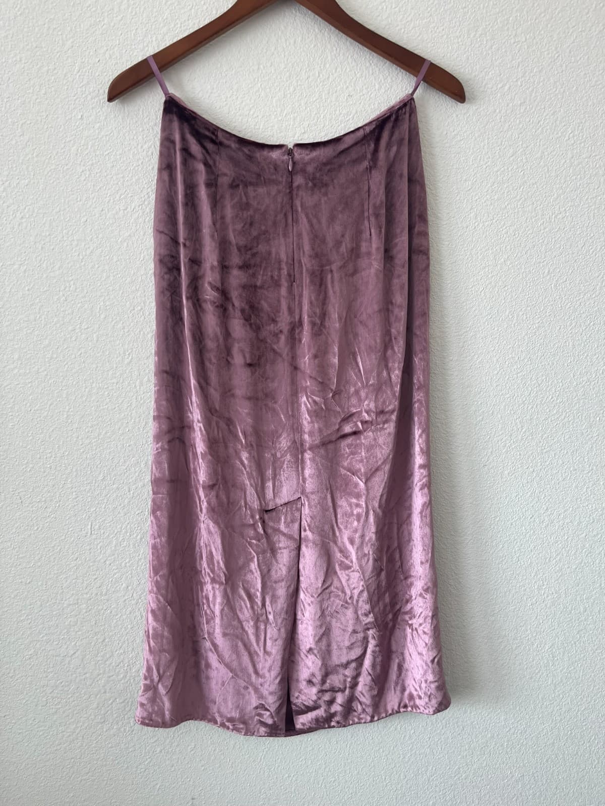 Vince Panne Wrap Skirt Women Sz 2 Purple Velvet Silk Single Vented Back Zip NWT - Thumbnail 2