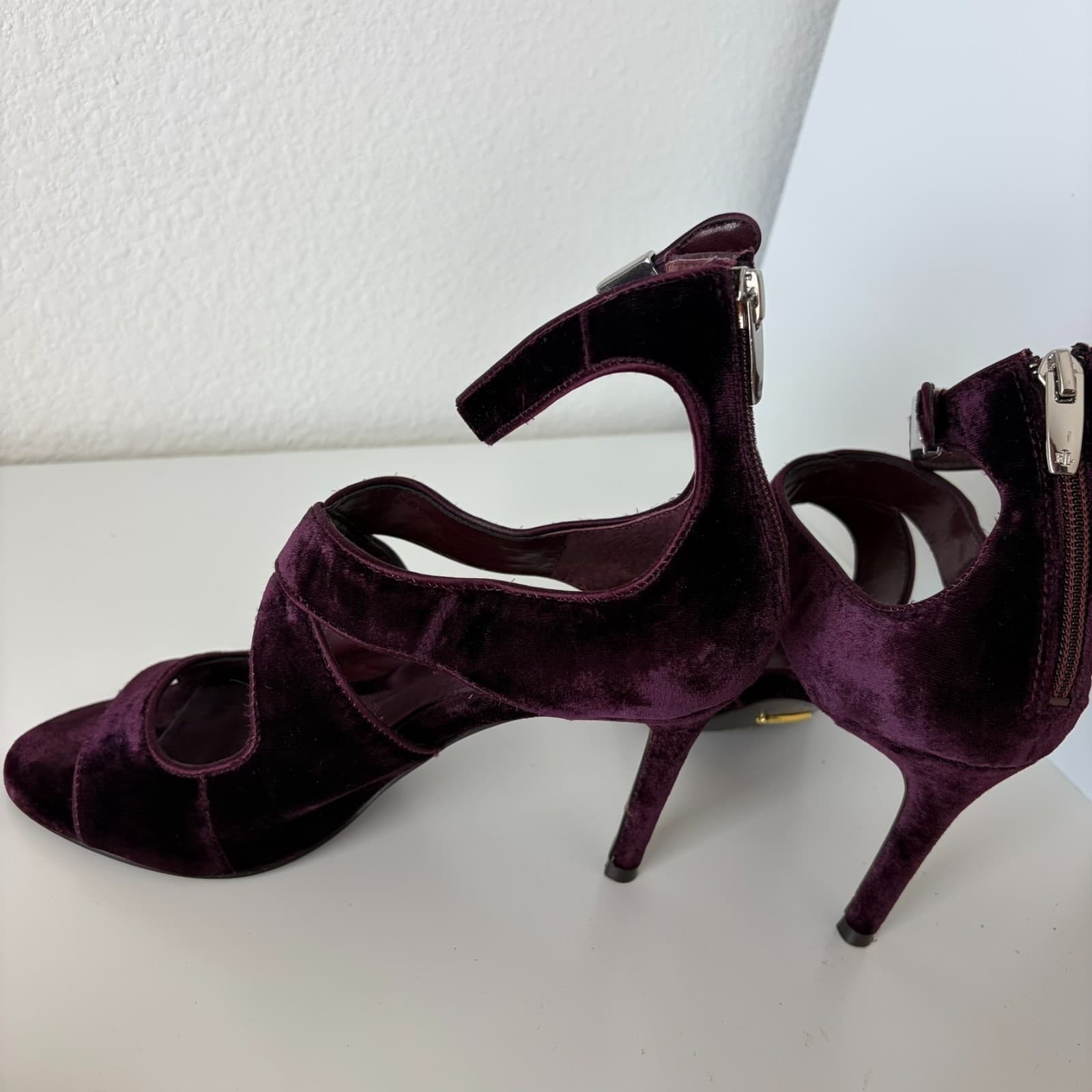 Lauren Ralph Lauren Tyra Peep Toe Purple Velvet Sandal Size 6.5B Burgundy Formal - Thumbnail 9